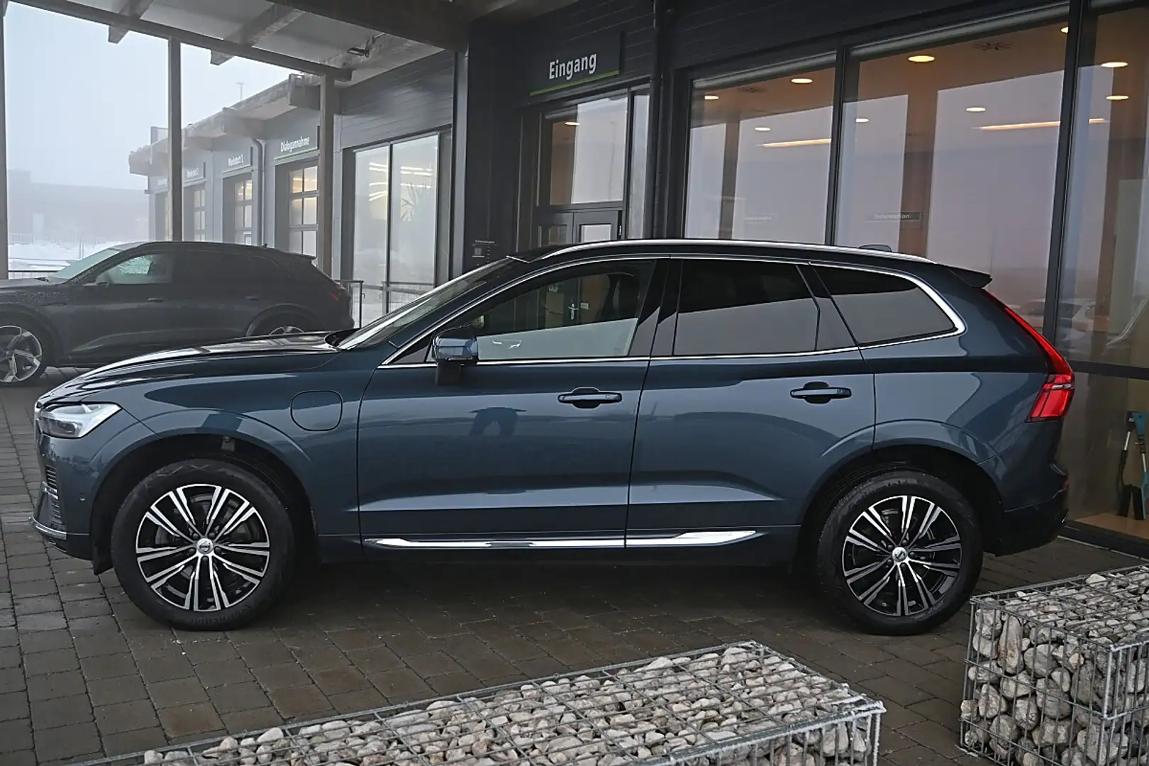 Volvo XC60 T6 AWD Recharge PHEV Inscription Geartronic ACC... Blau - 2