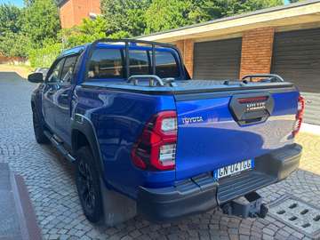 Hilux 2.8 d double cab Invincible 4wd auto