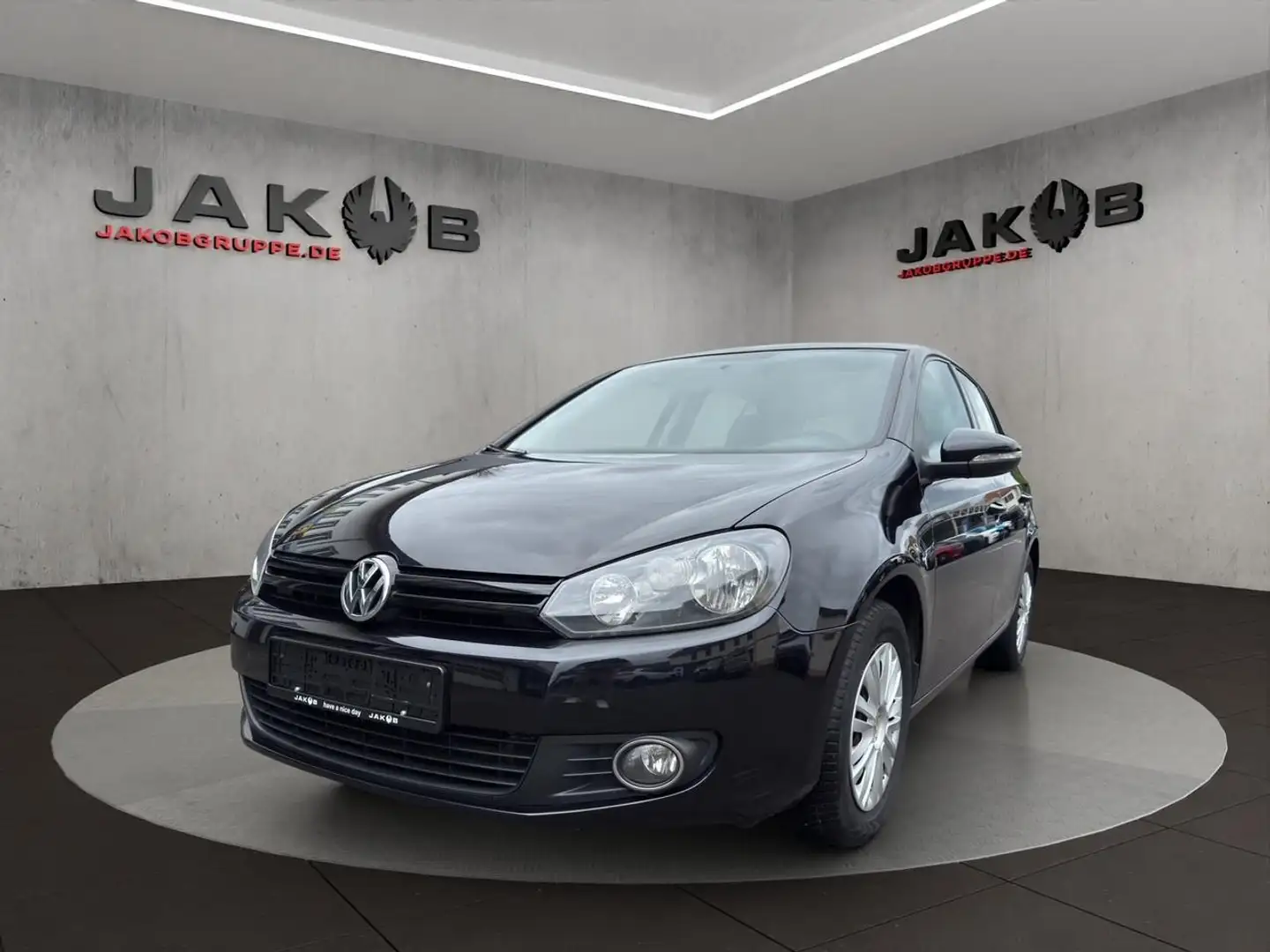 Volkswagen Golf VI 1.6 TDI Trendline 77 kW (105 PS), Schalt. 5-... Negru - 1