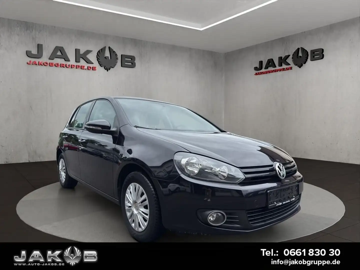 Volkswagen Golf VI 1.6 TDI Trendline 105 PS, Sch... Zwart - 2