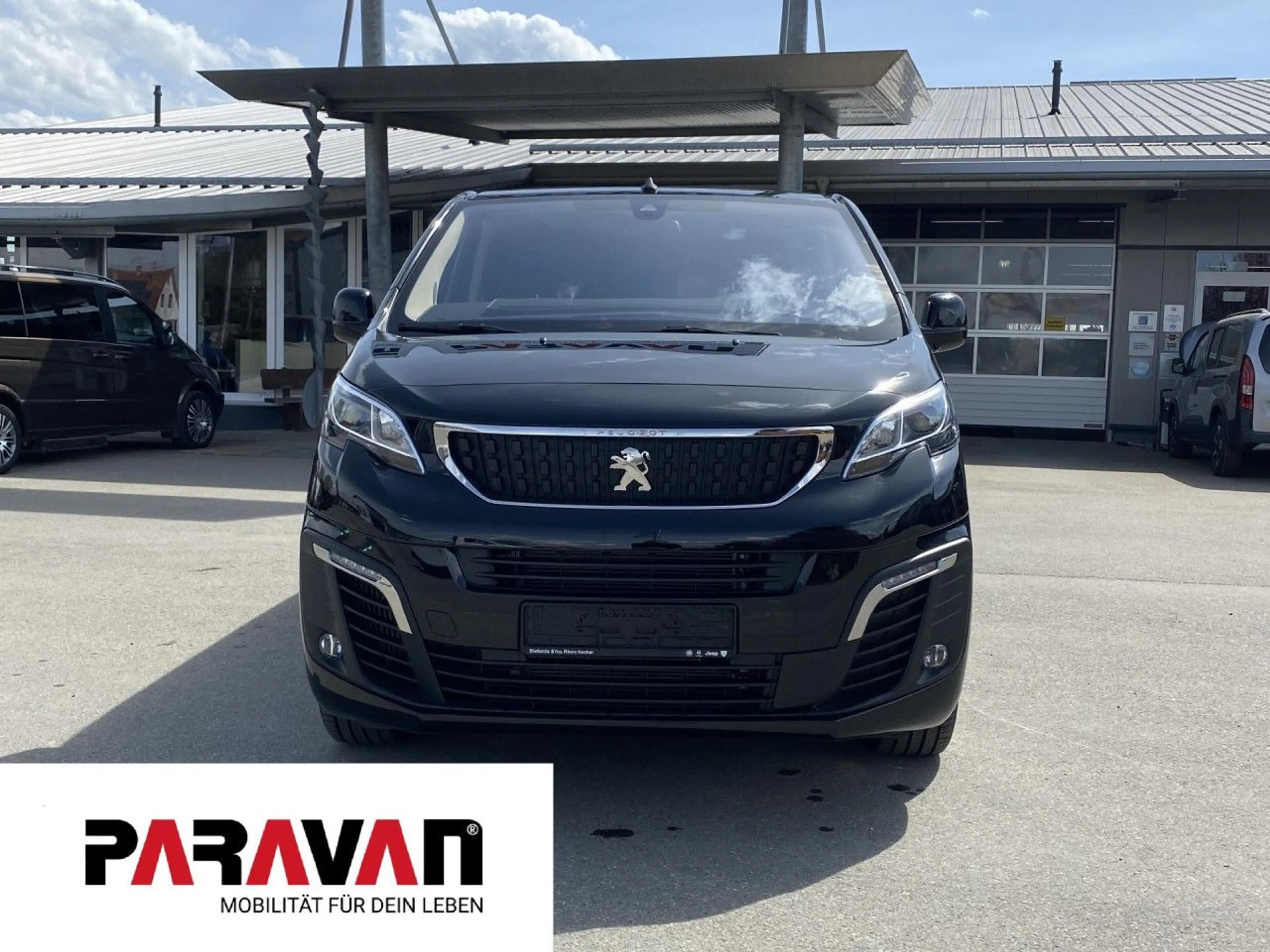 Peugeot Traveller L3 Allure 2.0 BlueHDi 180 EAT8 Navi