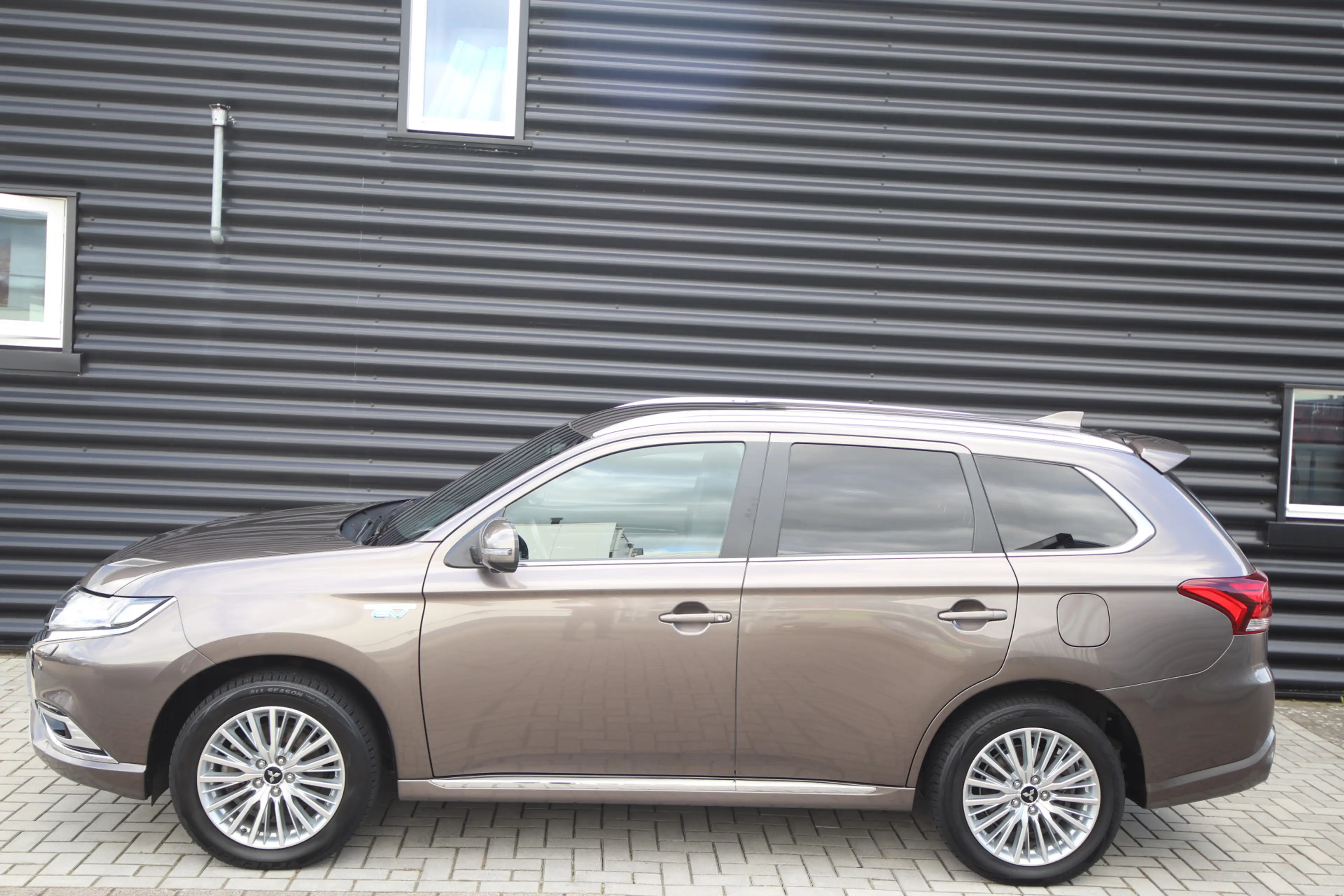 Mitsubishi Outlander 2.4 PHEV Instyle 1e eigenaar, dealer o.h. — photo 18
