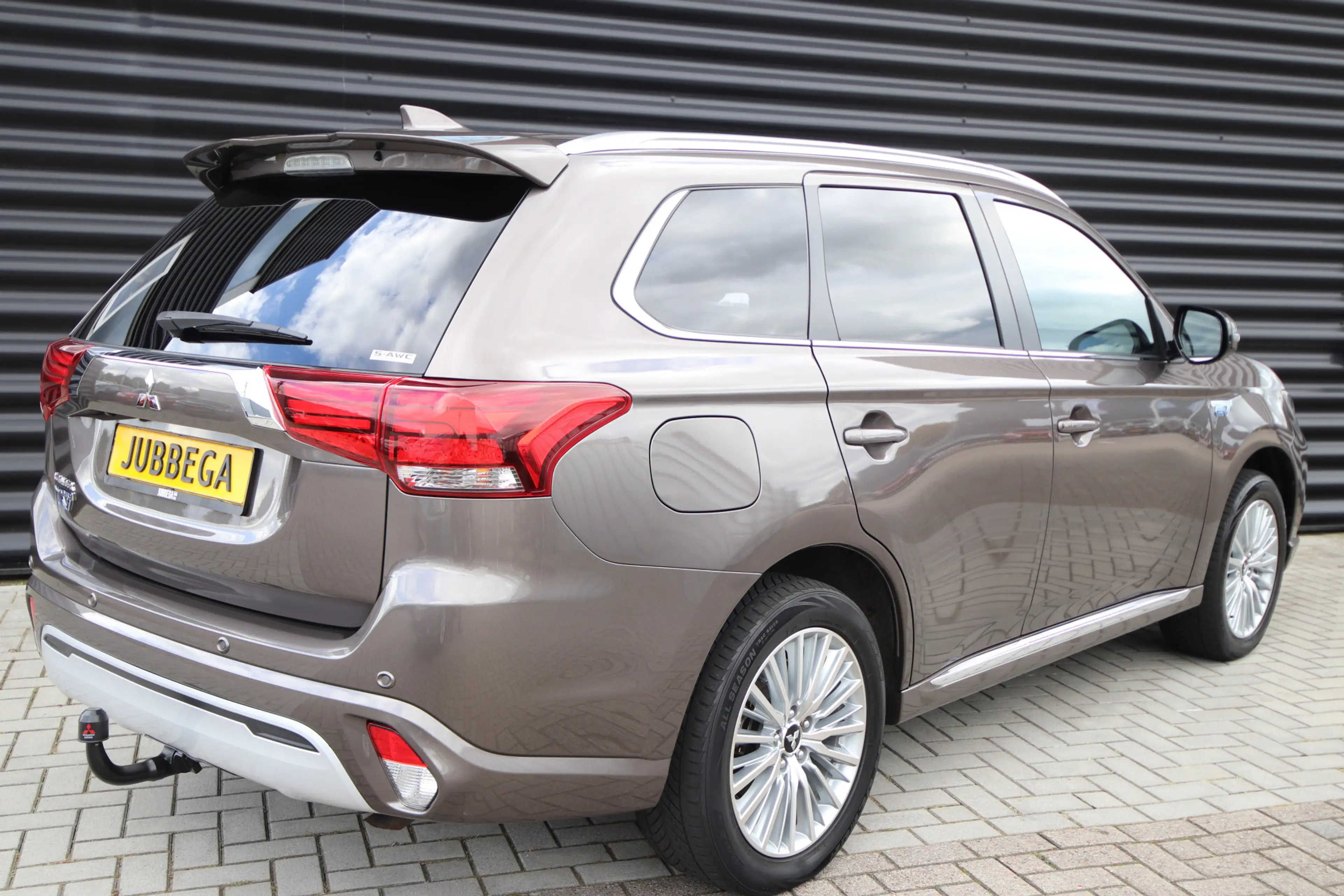 Mitsubishi Outlander 2.4 PHEV Instyle 1e eigenaar, dealer o.h. — photo 2