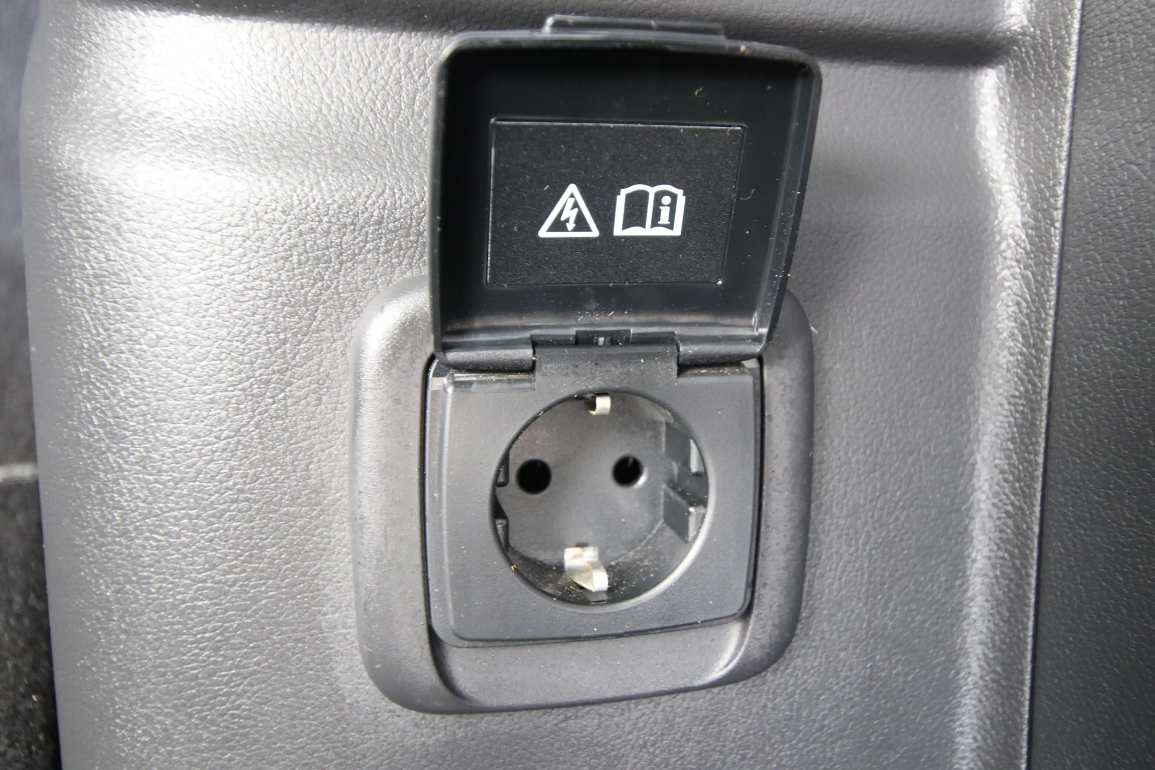 Mitsubishi Outlander 2.4 PHEV Instyle 1e eigenaar, dealer o.h. — photo 10