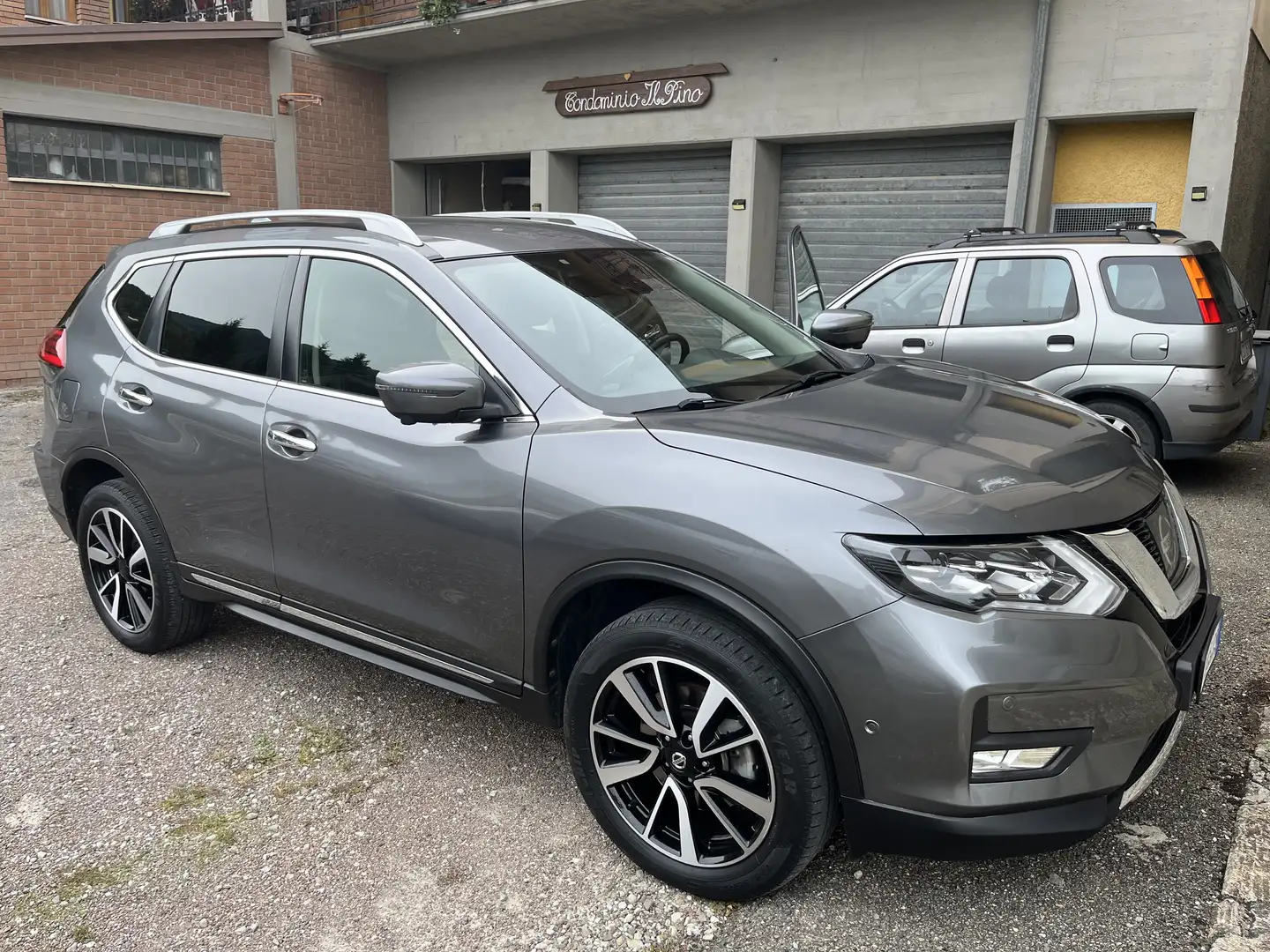 Nissan X-Trail 2.0 dci Tekna 4wd xtronic - 1