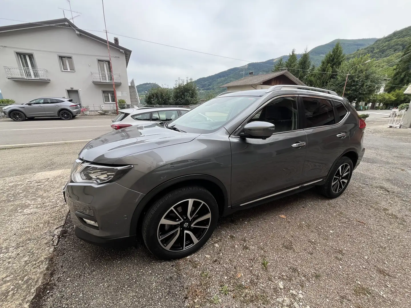 Nissan X-Trail 2.0 dci Tekna 4wd xtronic - 2