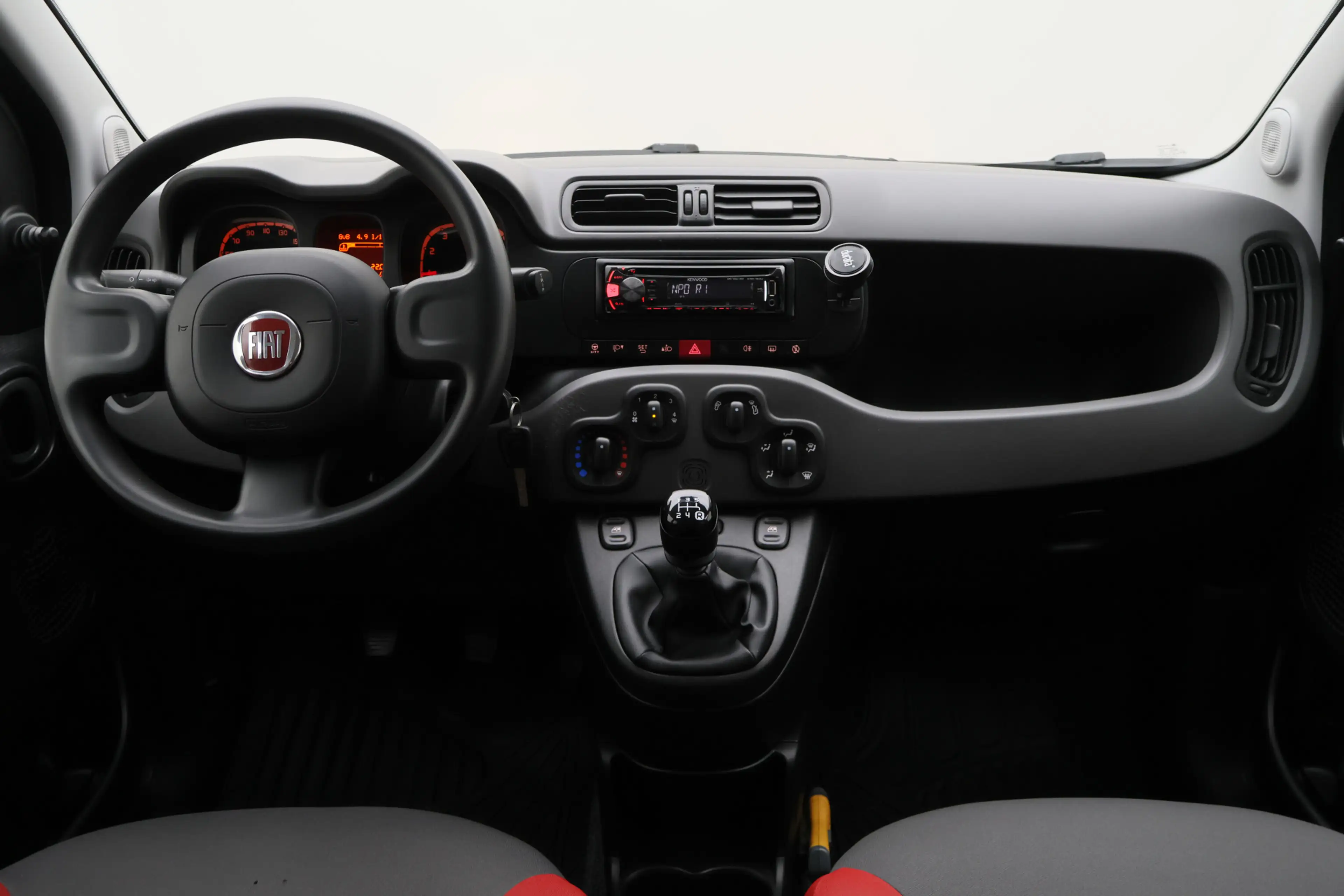 Fiat Panda 0.9 TwinAir Edizione Cool Airco, Trekhaak, Elektr. — photo 2