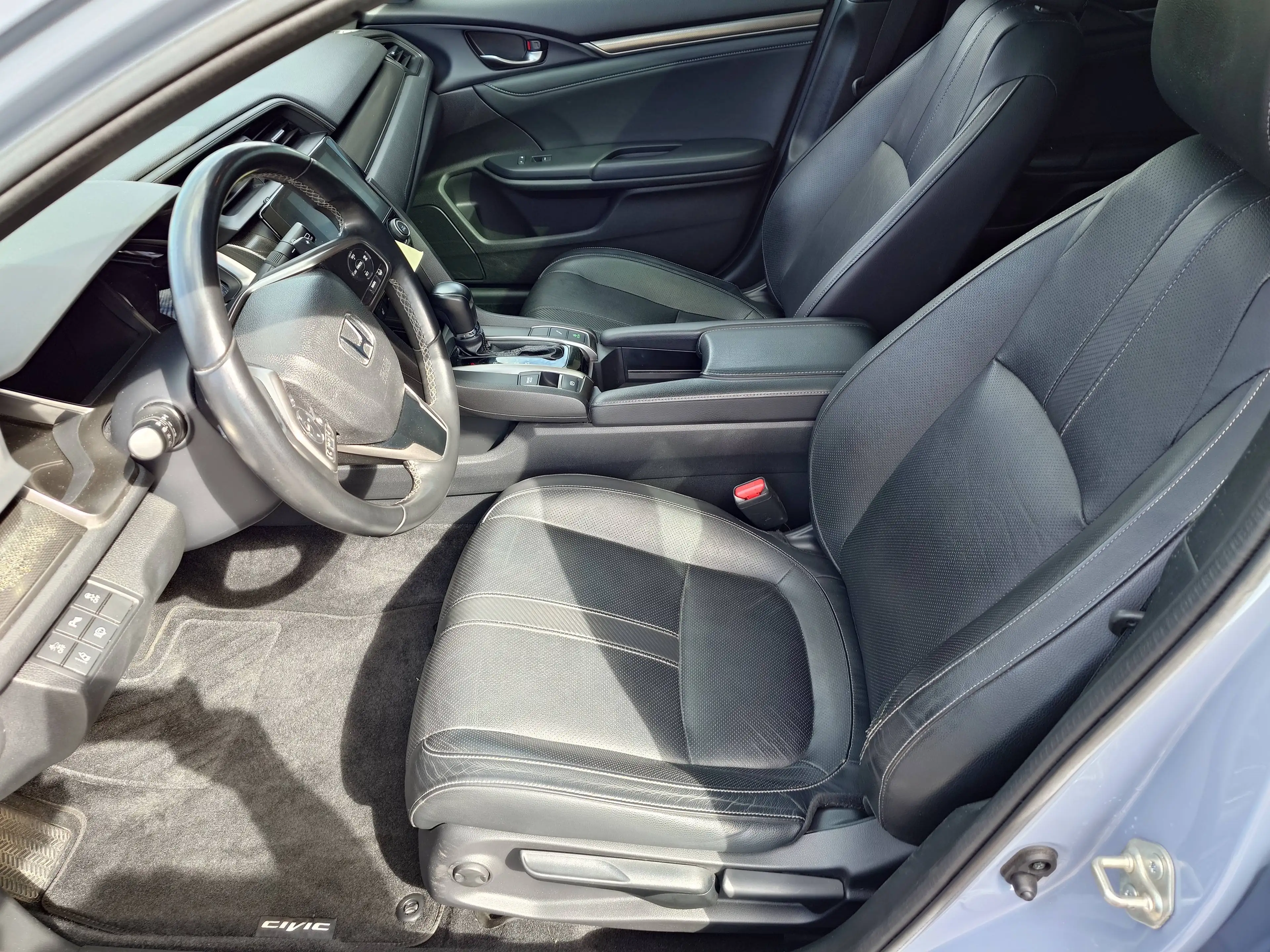 Honda Civic Civic 1.5 i-VTEC Prestige AUTOMATIQUE — photo 8