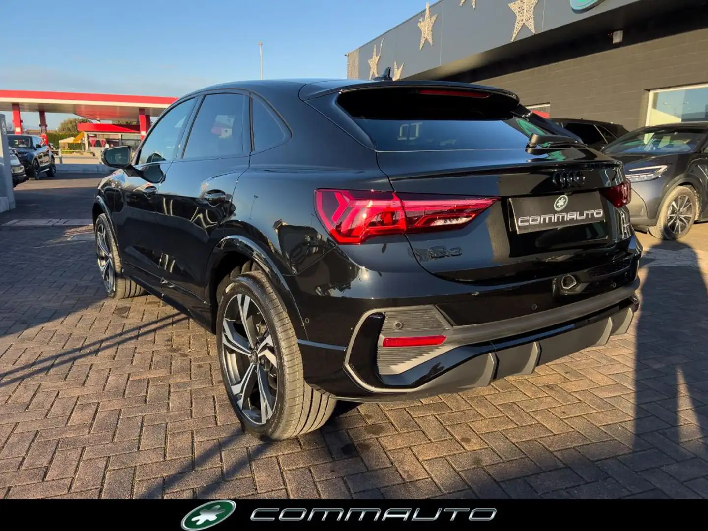 Audi Q3 SPB 40 TDI quattro S tronic Identity Black Nero - 2