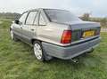 Opel Kadett 1.6i LS UNIEKE SCHUURVONDST Gris - thumbnail 18