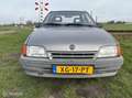 Opel Kadett 1.6i LS UNIEKE SCHUURVONDST Gris - thumbnail 11