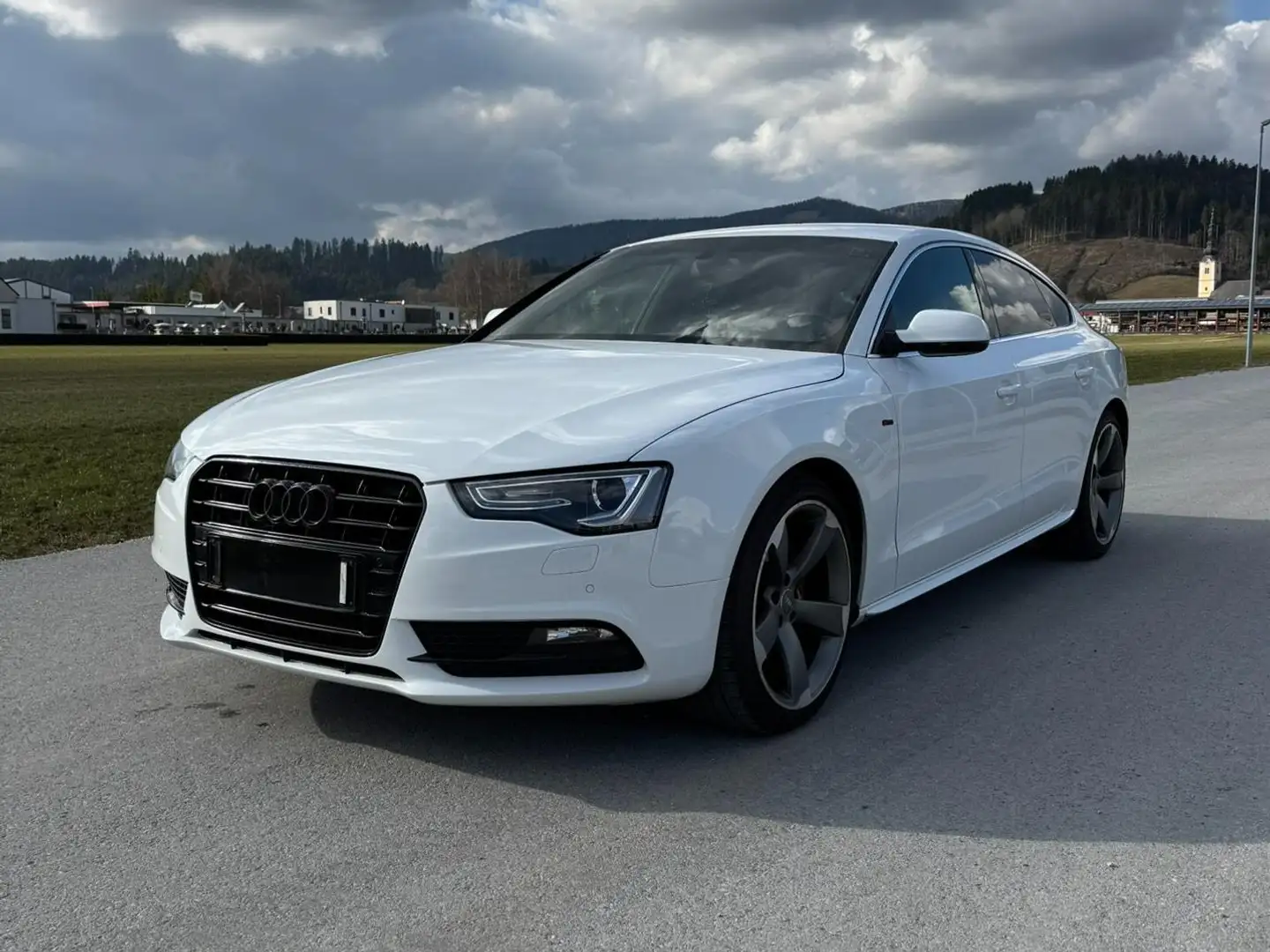 Audi A5 1.8 TFSI (125kW) Weiß - 1