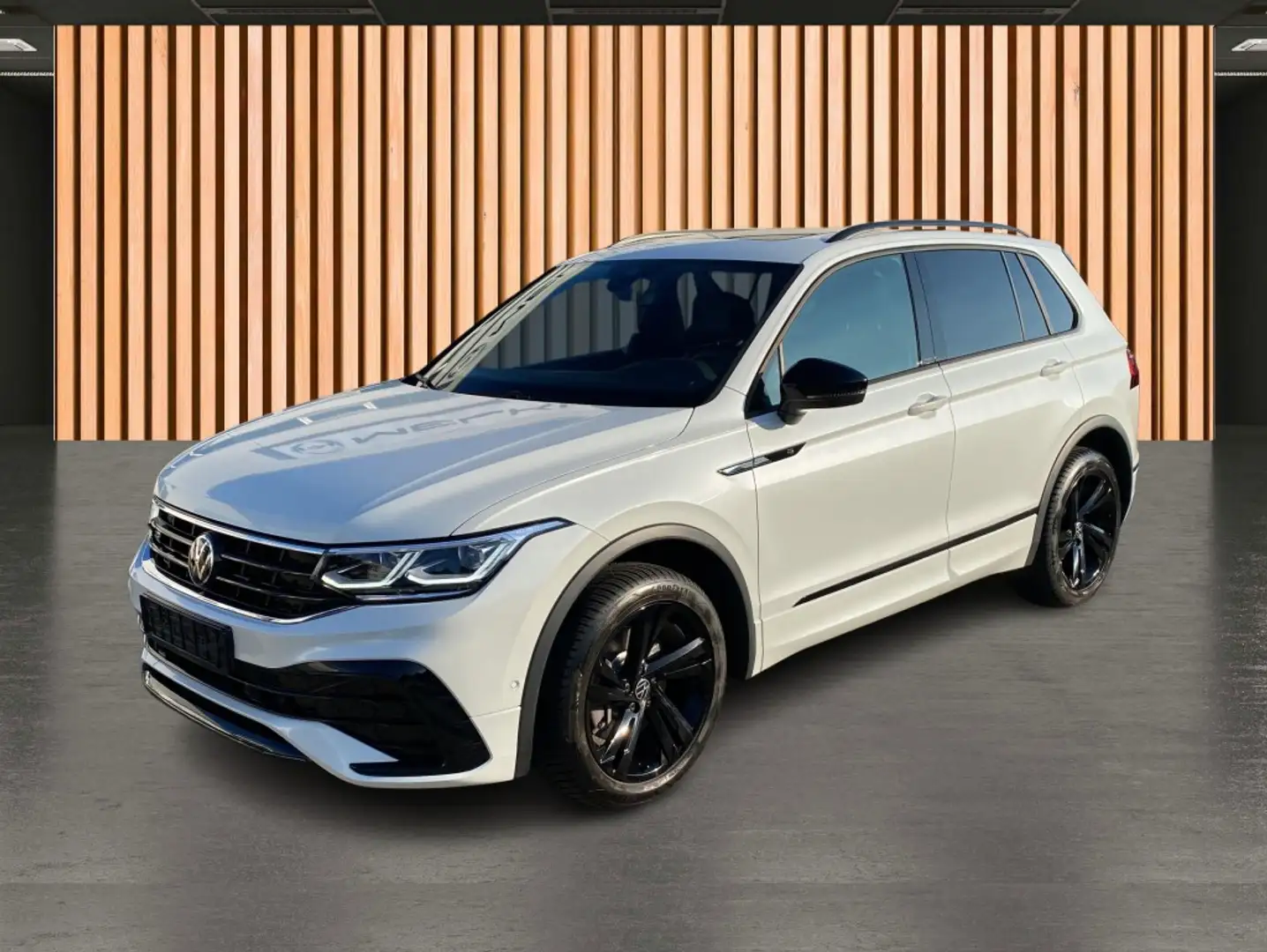 Volkswagen Tiguan 2.0 TSI DSG R-Line 4Motion*Navi*ACC*Pano* Weiß - 2