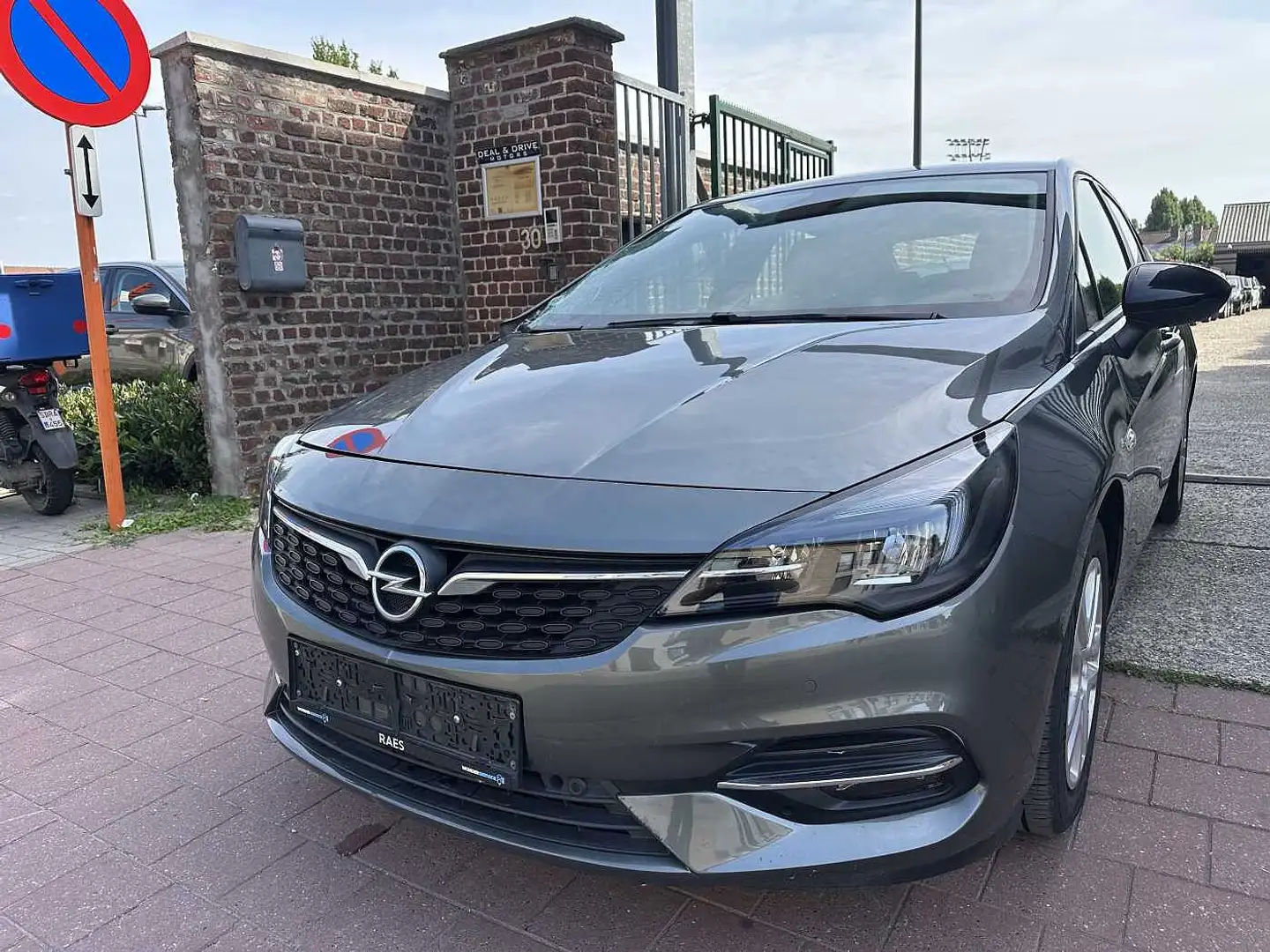 Opel Astra 1.2I TURBO MET 60DKM HANDELAARS & EXPORT Gris - 1