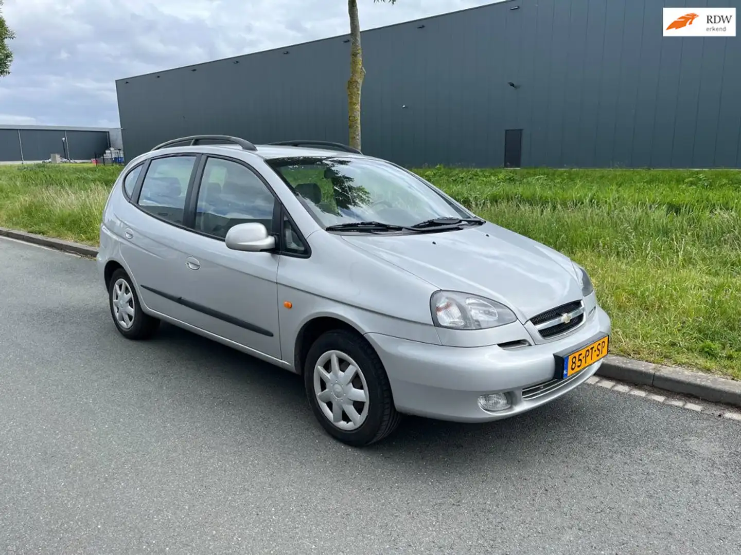 Daewoo Tacuma 1.6-16V Style NETTE AUTO Grau - 1