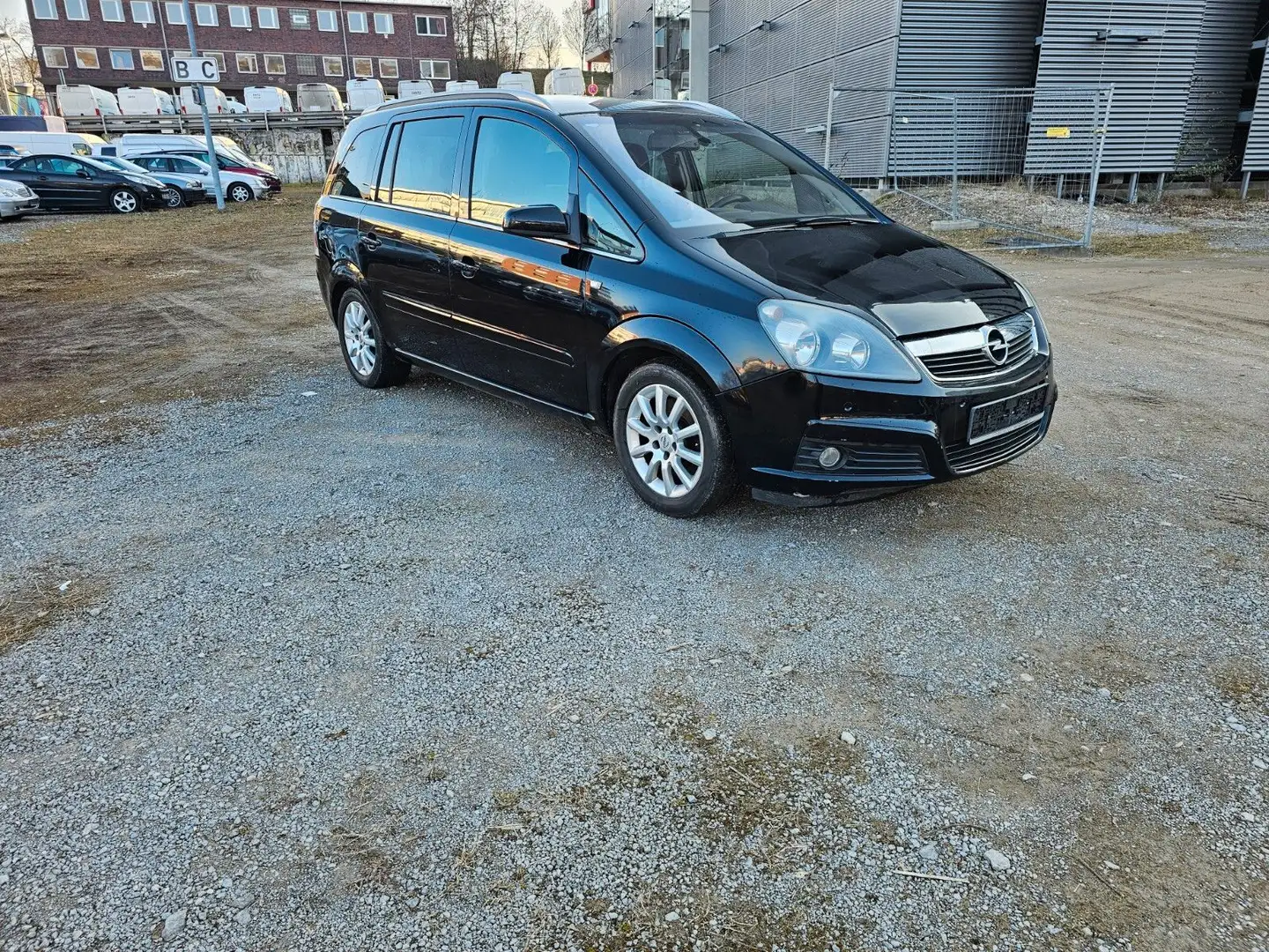 Opel Zafira 1.9 CDTI Edition Plus 110kW Negro - 2