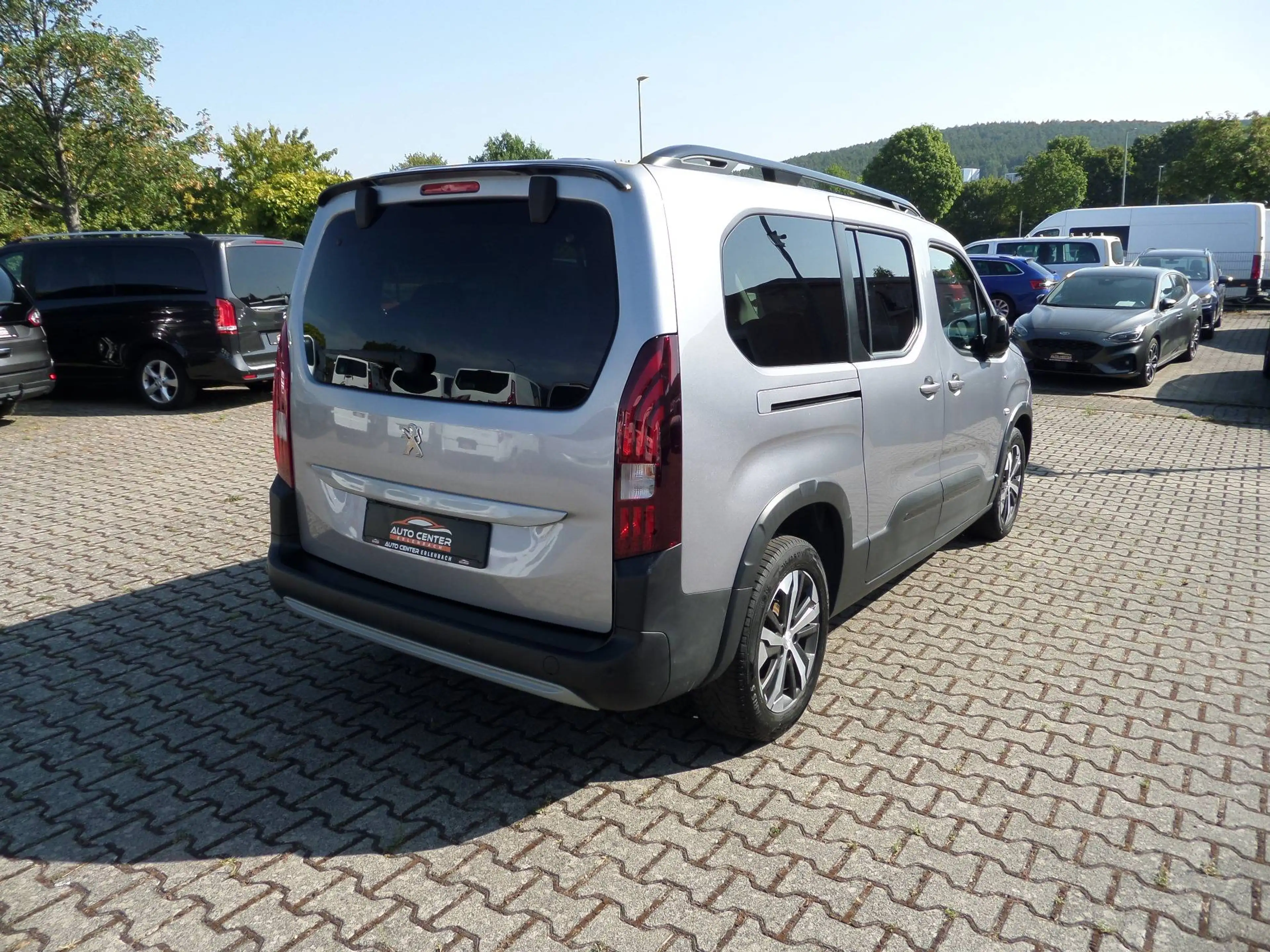 Peugeot Rifter GT L2+7-Sitzer+Standhzg+Navi+ACC+Cam+1.5 BlueHDI+1. Hand — photo 4