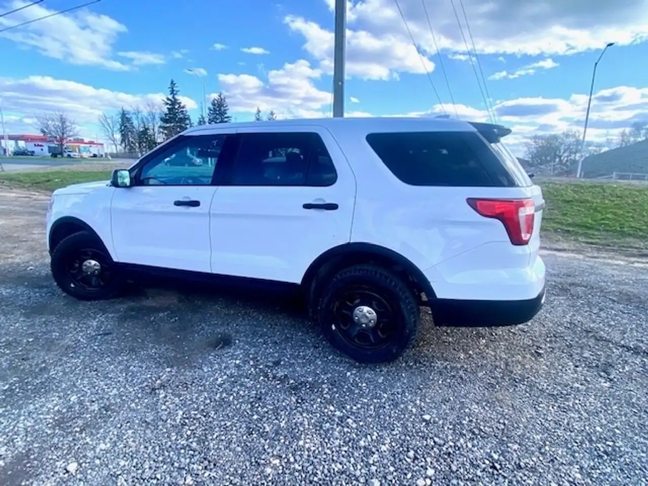 Ford Police Interceptor Utility снимка Ford Police Interceptor Utility