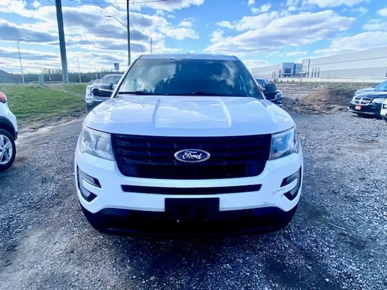 Ford Police Interceptor Utility снимка Ford Police Interceptor Utility