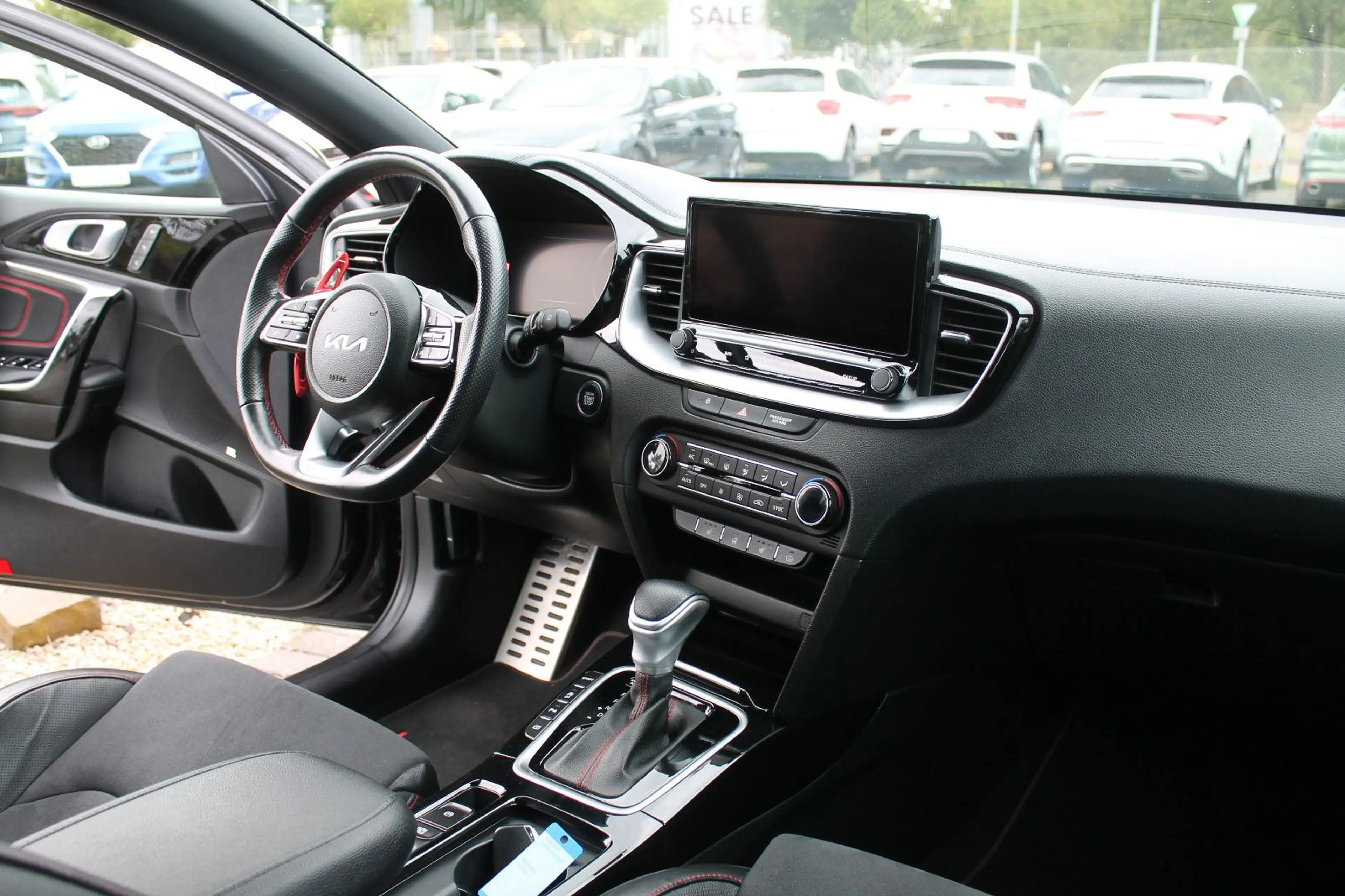 Kia ProCeed / pro_cee'd ProCeed GT, Facelift, el. Sitze, Navi, Bastuck — photo 11