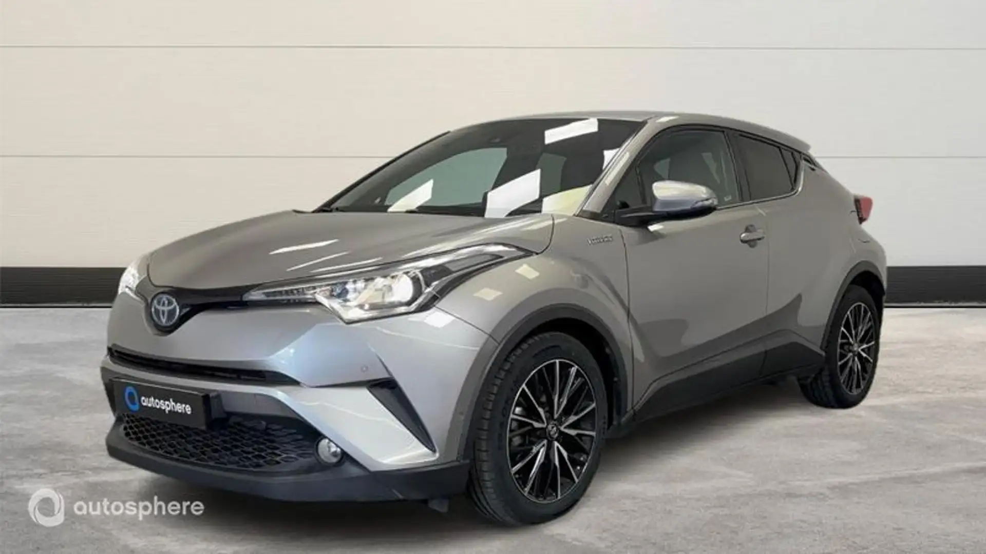 Toyota C-HR 122h Distinctive 2WD E-CVT - 1