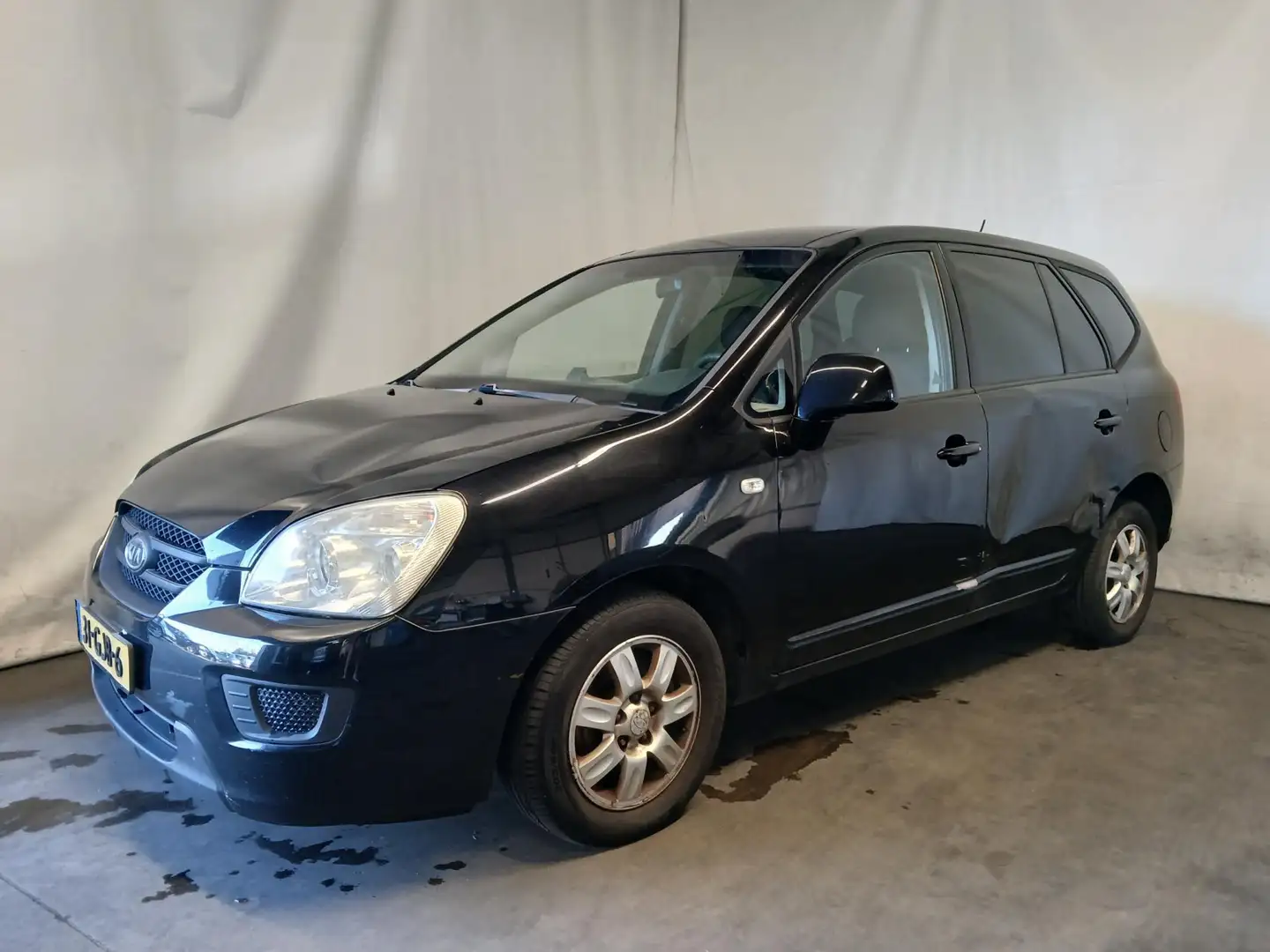 Kia Carens 2.0 CVVT X-tra - Airco - Schade Zwart - 2