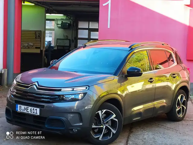 Citroen C5 Aircross Hybrid 225 EAT8 SHINE *Kamera*