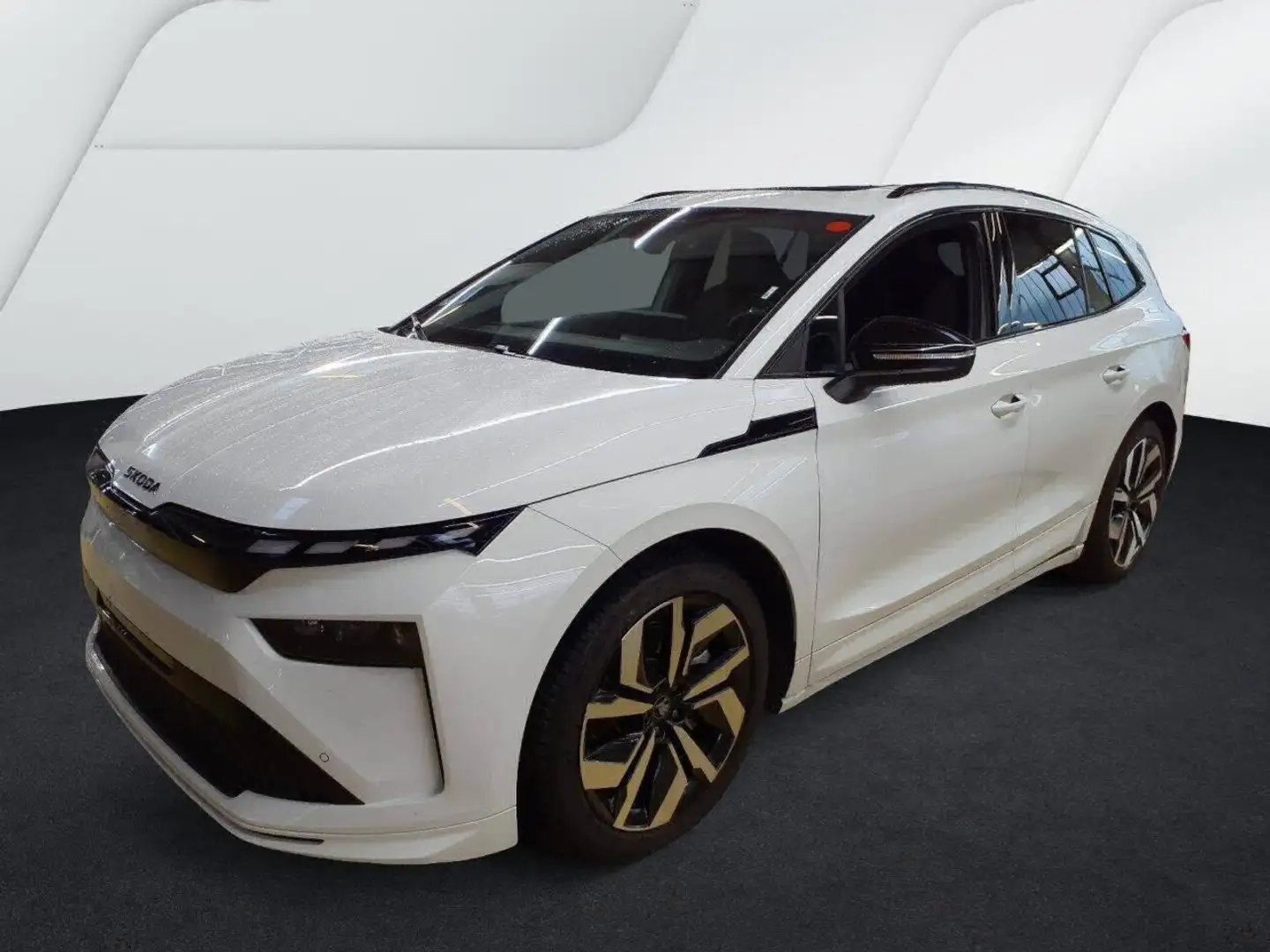 Skoda Enyaq Sportline 85x Pano AHK Kamera Wärmepumpe AHK Pano Weiß - 2