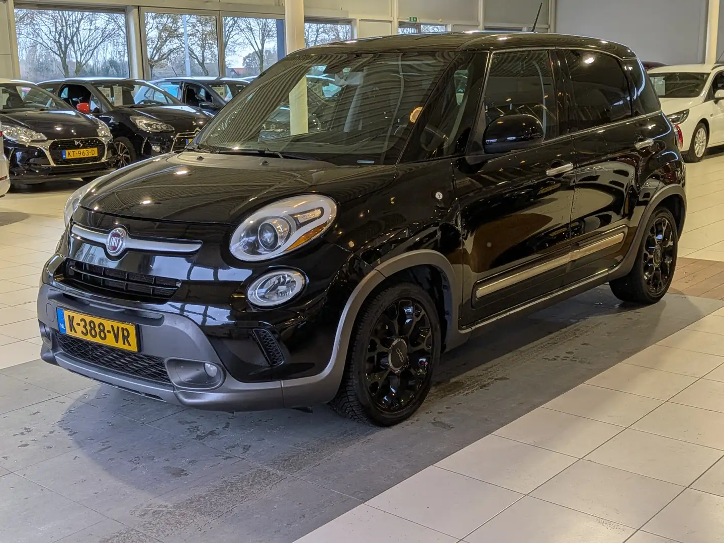 Fiat 500L 1.4-T-Jet Beats Edition Automaat Trekking, Airco, Negru - 2