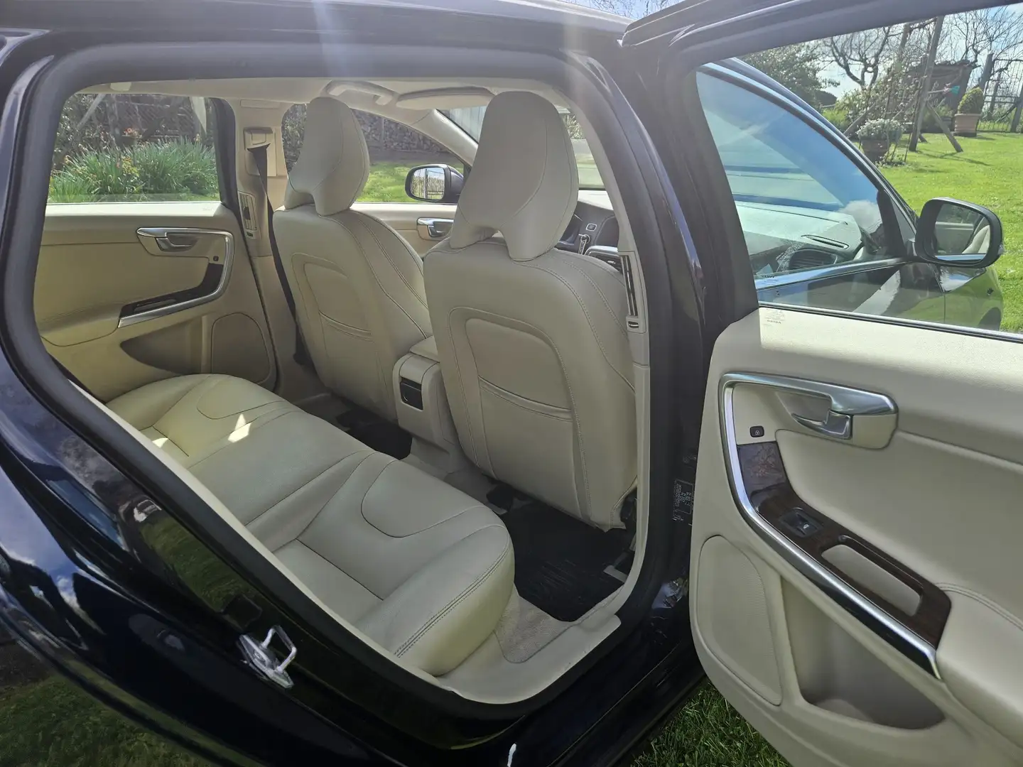 Volvo V60 2.4 d6 phev awd geatronic - 2