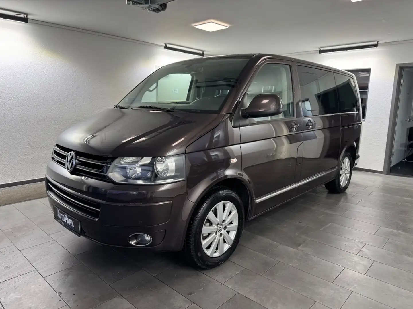 Volkswagen T5 Transporter Comfortline *lang*Caravelle*SHZ* Argintiu - 2