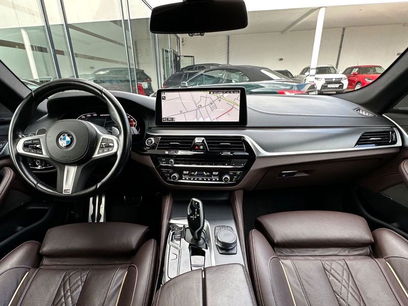 BMW 550 i xDrive M Sport Pro | Massage | Head-Up — photo 13