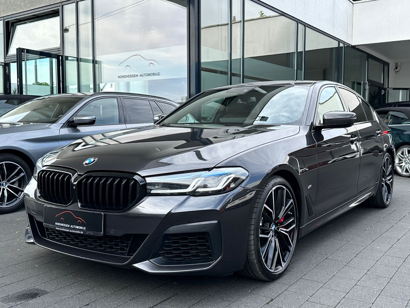 BMW 550 i xDrive M Sport Pro | Massage | Head-Up