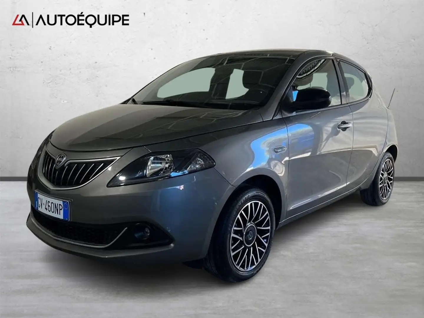 Lancia Ypsilon III 2021 1.0 firefly hybrid Platino s&s 70cv Gris - 1