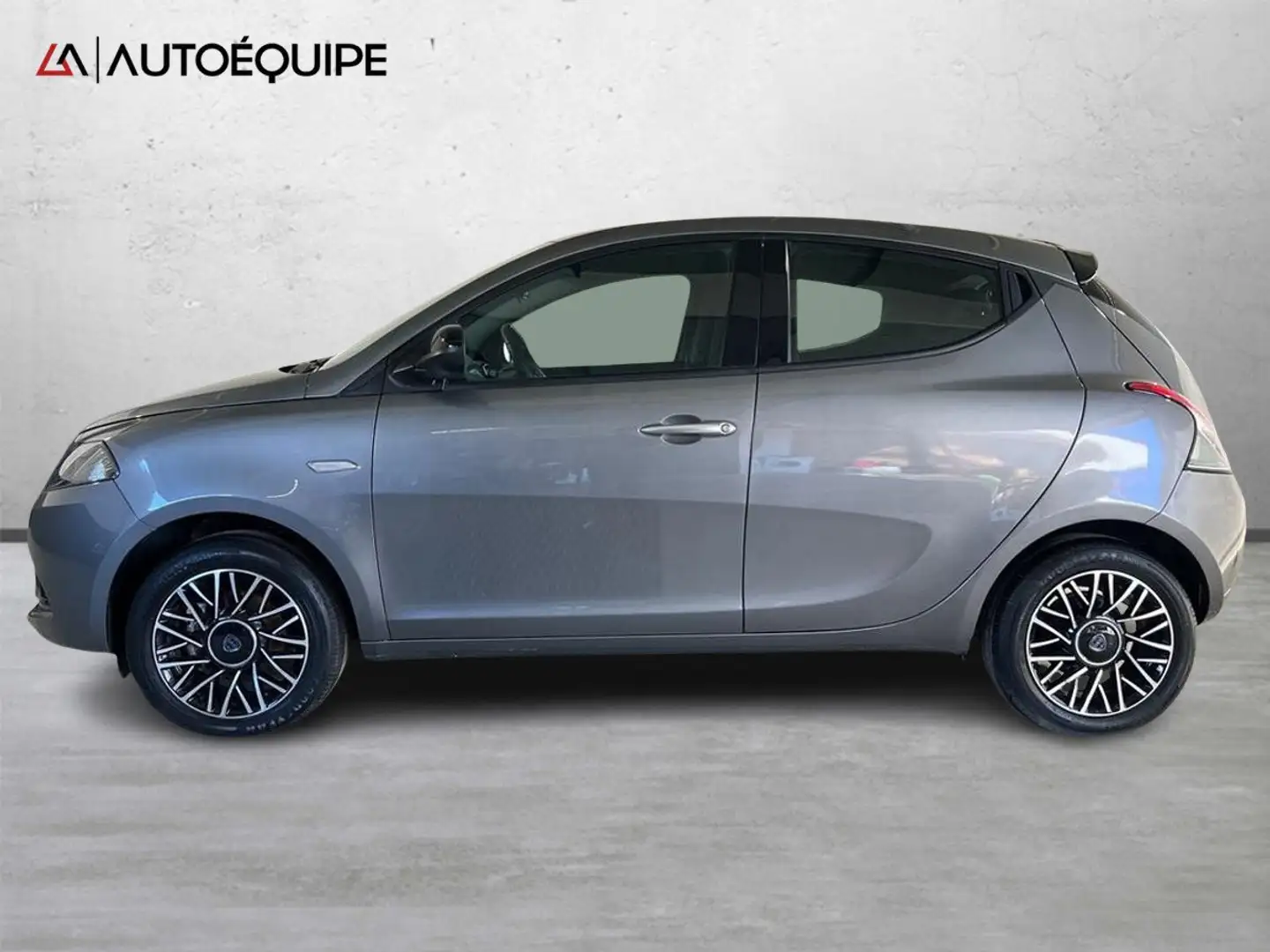 Lancia Ypsilon III 2021 1.0 firefly hybrid Platino s&s 70cv Gris - 2