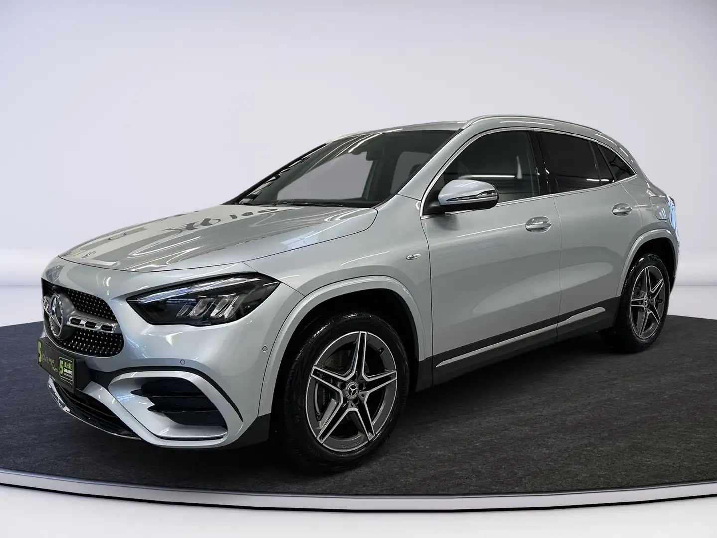 Mercedes-Benz GLA 250 e AMG LINE 19 ZOLL AMG KEYLESS GO Silber - 2