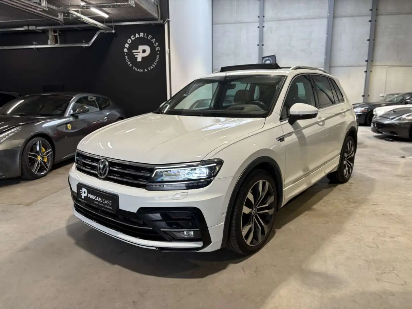Volkswagen Tiguan 2.0TDI/R-LINE/4 Motion/PANO/HUD/20/AHK/360/Leder Blanc - 1