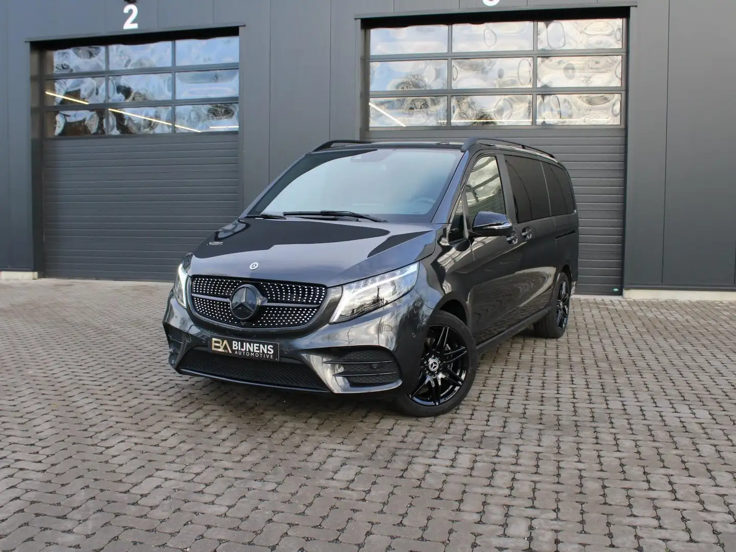 Mercedes-Benz V 300 Dubb.Cab. Lichte vracht/AMG/360/TREKH. Schwarz - 2