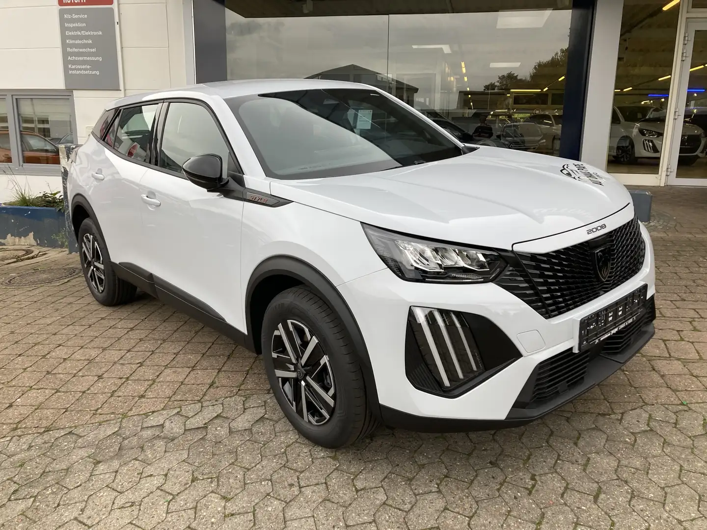 Peugeot 2008 Active/ Style Weiß - 2