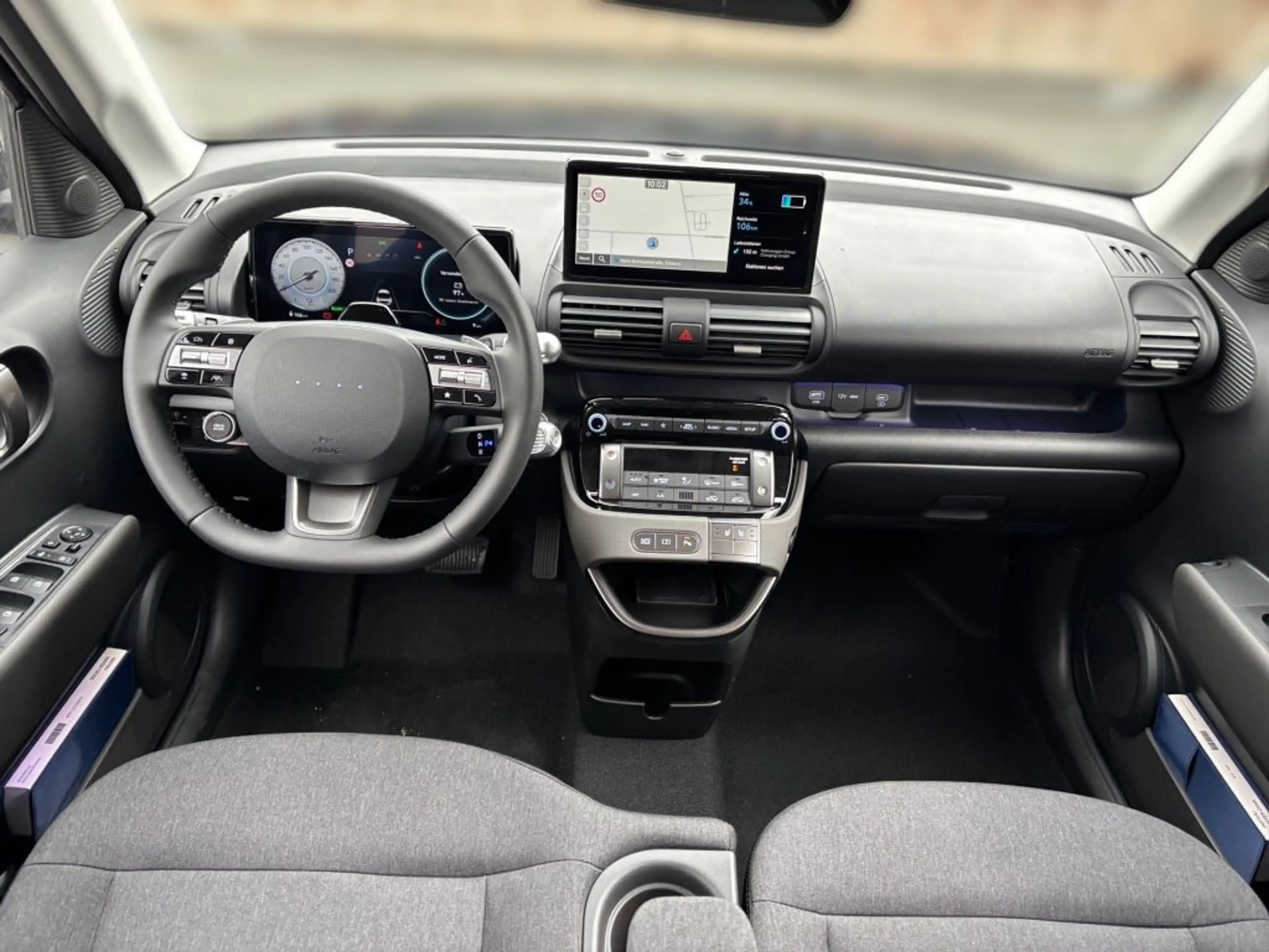 Hyundai Inster 49kWh Trend+LED Paket+Glasdach — photo 11