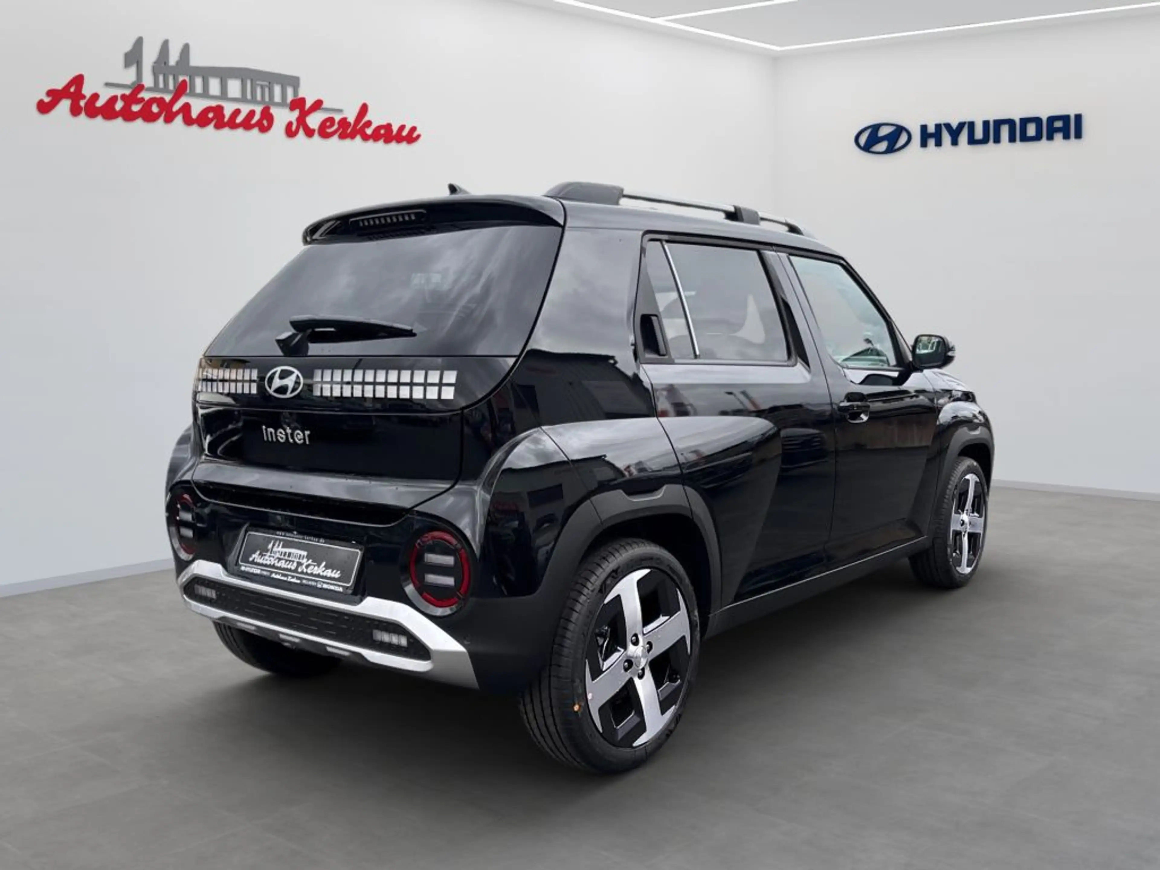 Hyundai Inster 49kWh Trend+LED Paket+Glasdach — photo 3