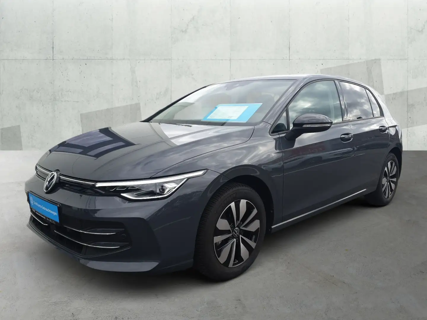 Volkswagen Golf VIII 1.5 eTSI DSG GOAL *AHK *LED *RKAM *ACC *NAVI Grau - 2