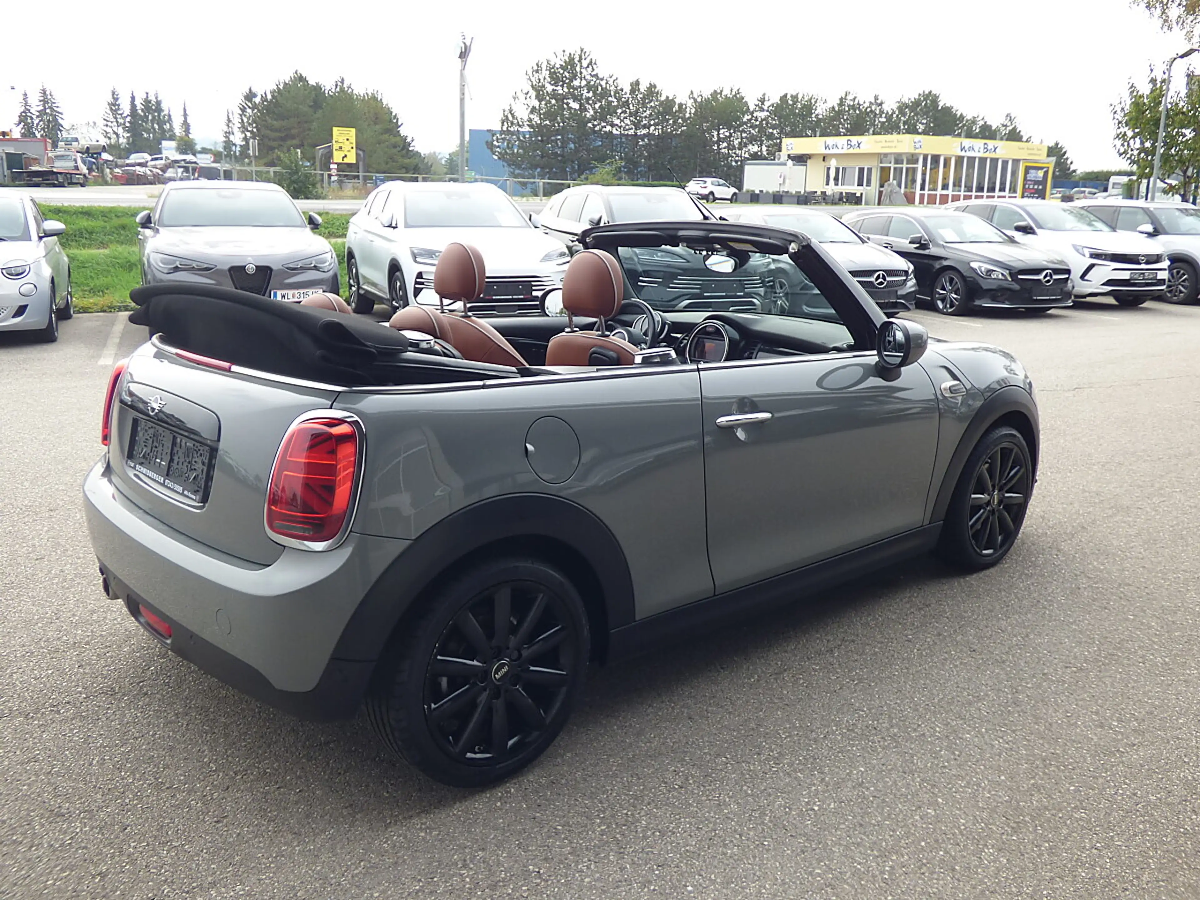 MINI Cooper Cabrio MINI Cooper Cabrio Aut. 8-fach bereift — photo 8