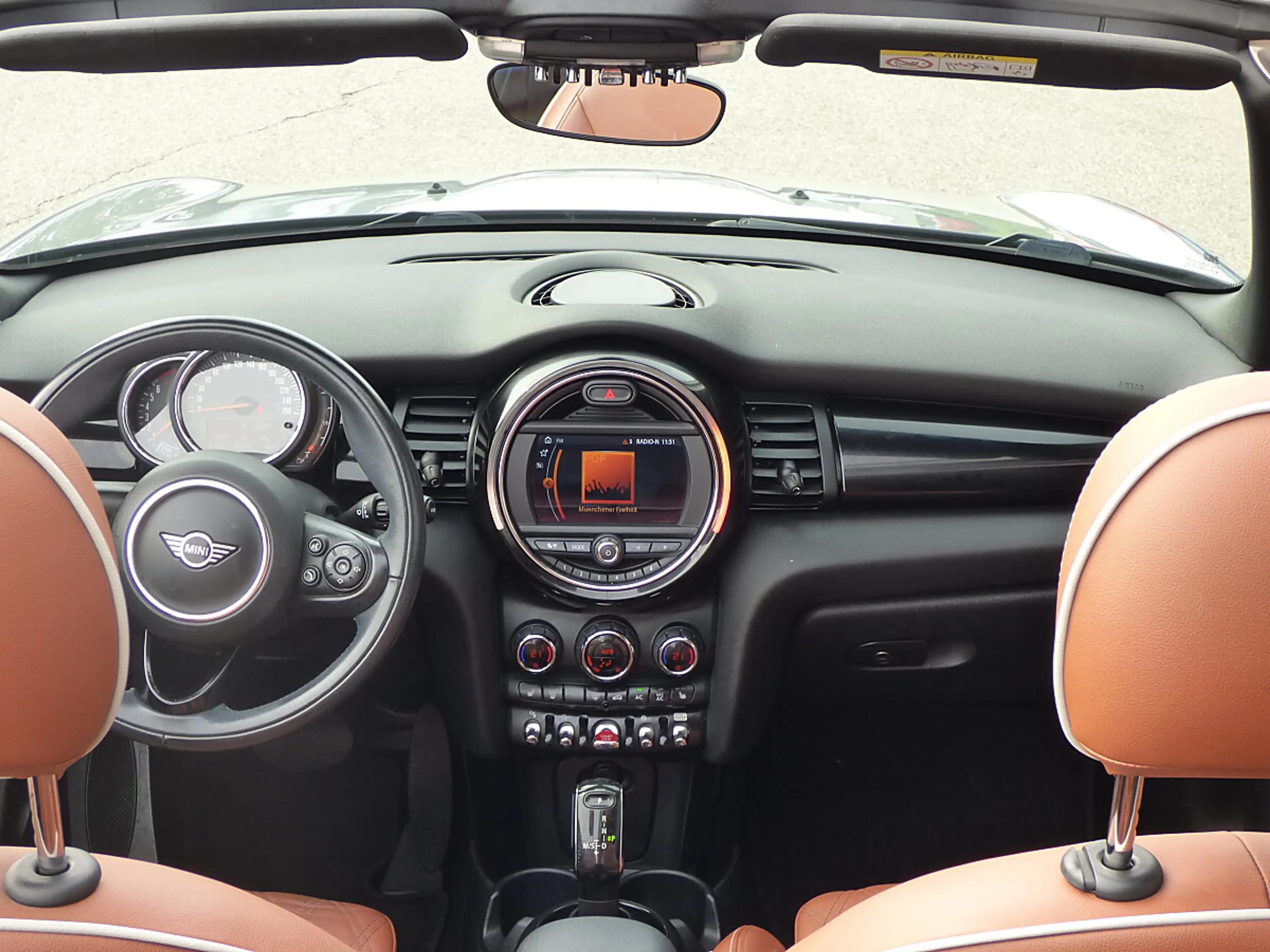 MINI Cooper Cabrio MINI Cooper Cabrio Aut. 8-fach bereift — photo 10