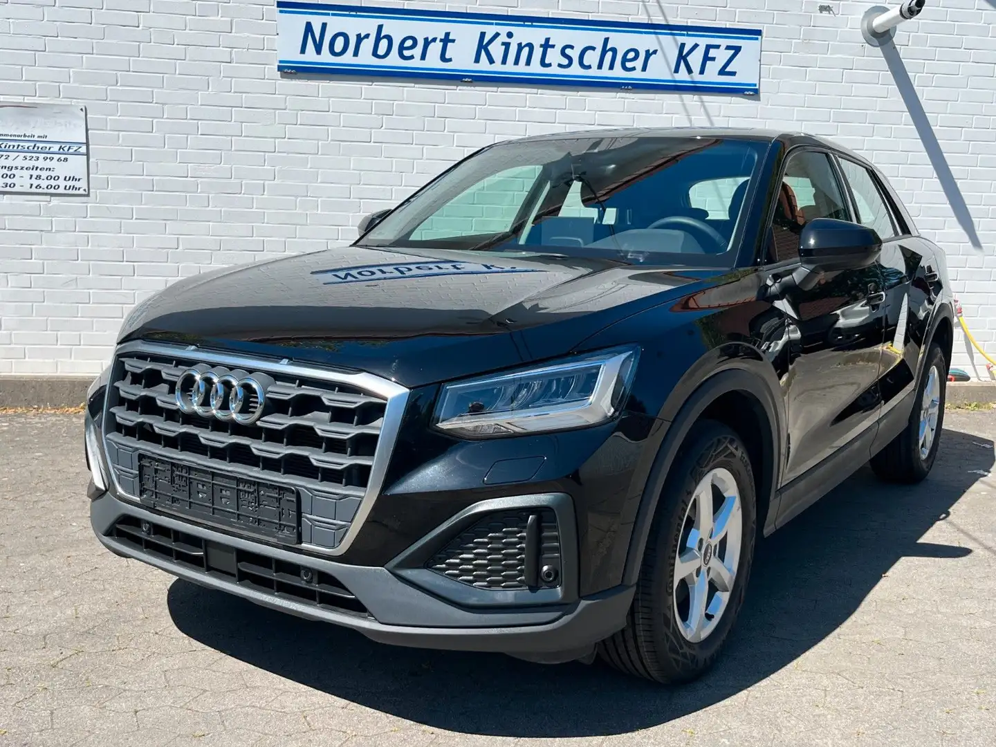 Audi Q2 30 TFSI Sport.AHK LED Kamera DAB Digital Noir - 1