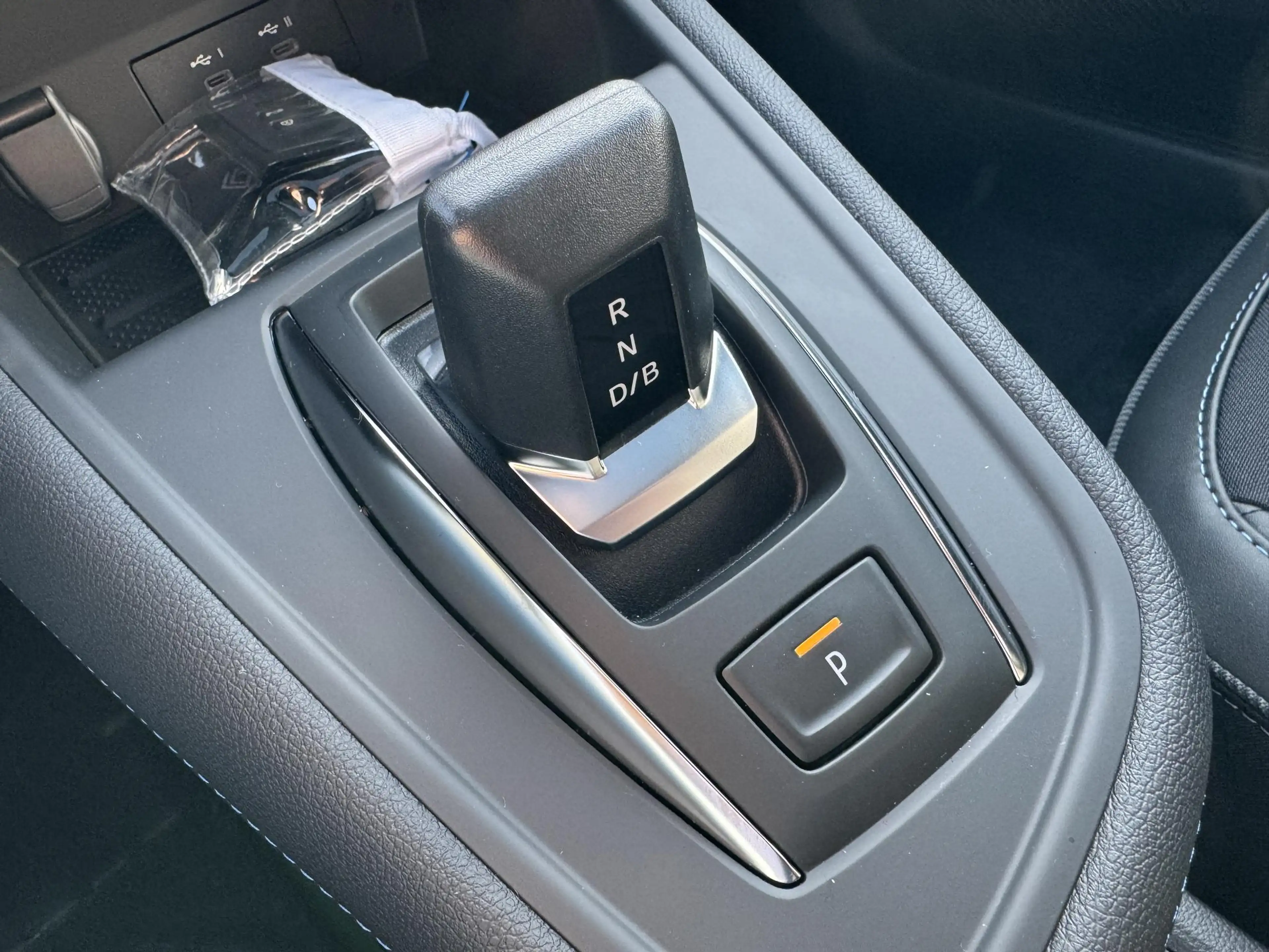 Renault Captur 1.8 E-Tech 160 Esprit Alpine+Pack Privilege&L/S!! — photo 17