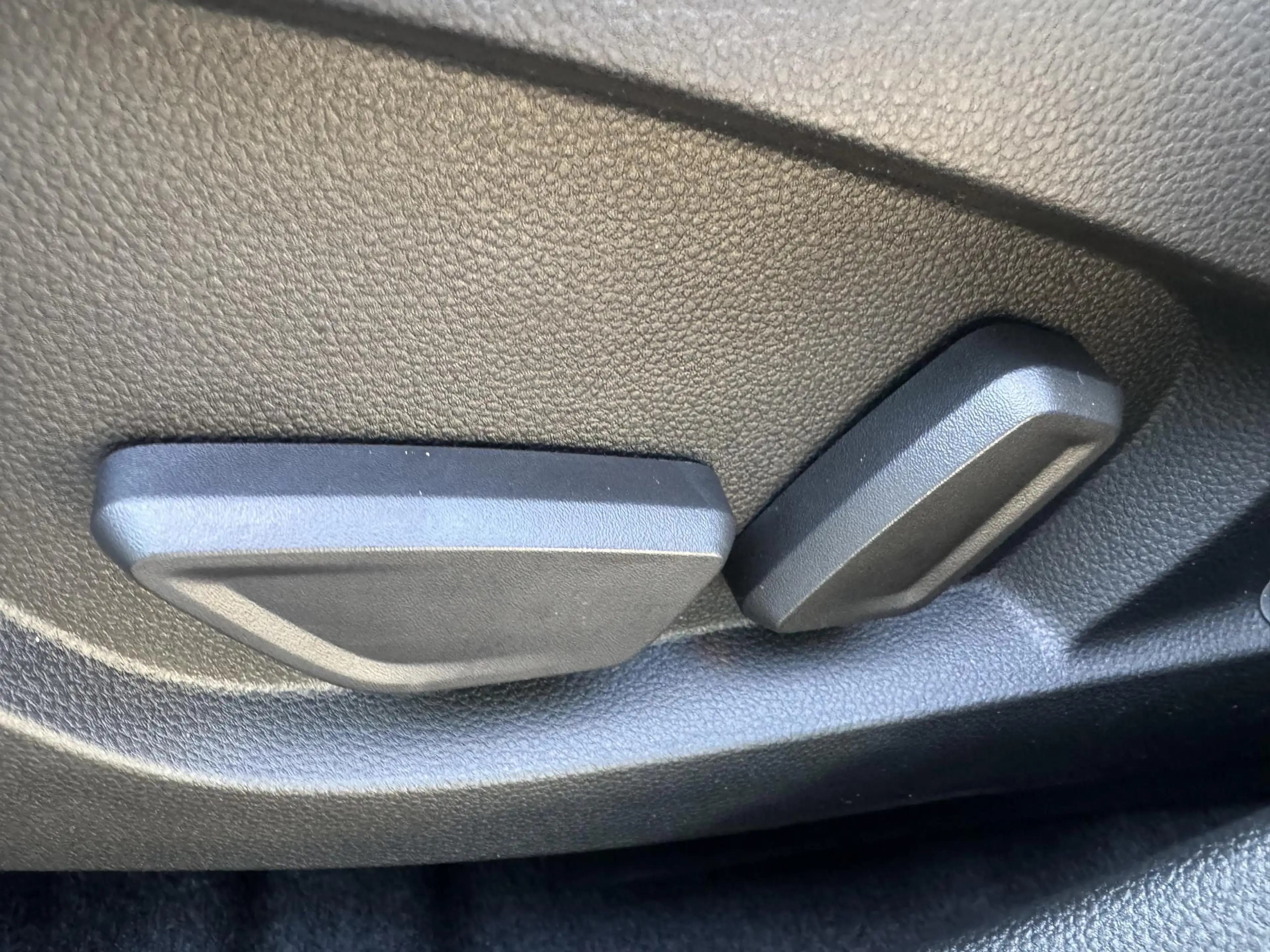 Renault Captur 1.8 E-Tech 160 Esprit Alpine+Pack Privilege&L/S!! — photo 14