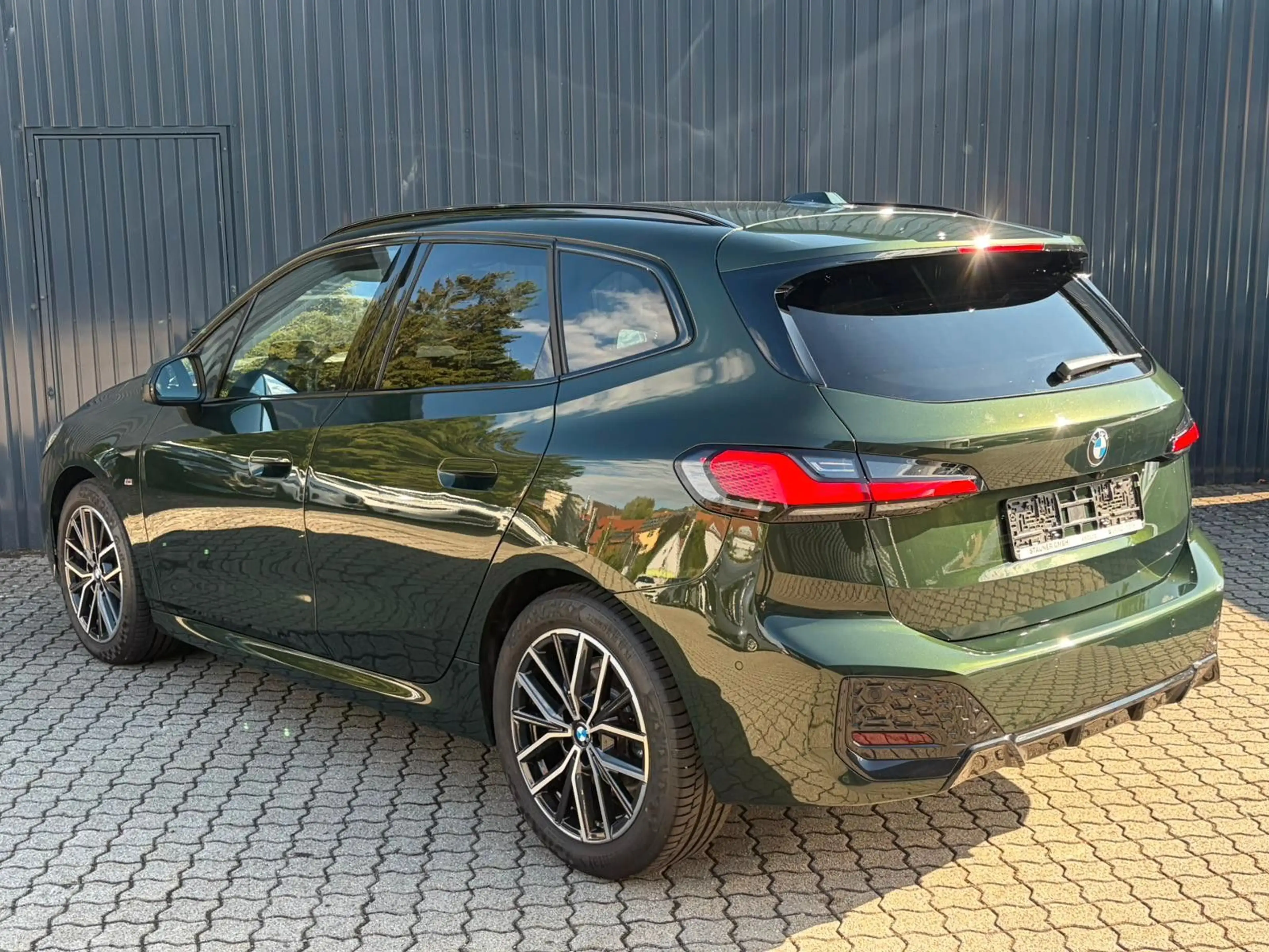 BMW 218 i Active Tourer M SPORT /Leder/360°/HeadUp — photo 9