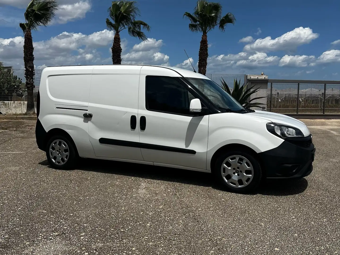 Fiat DOBLO' MAXI 1.6 DIESEL Bianco - 2