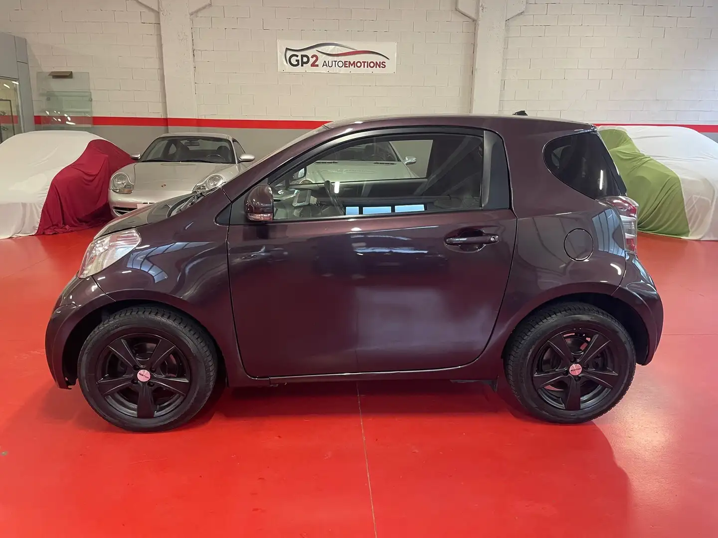 Toyota iQ iQ 1.0 cvt (multidrive) Violett - 2